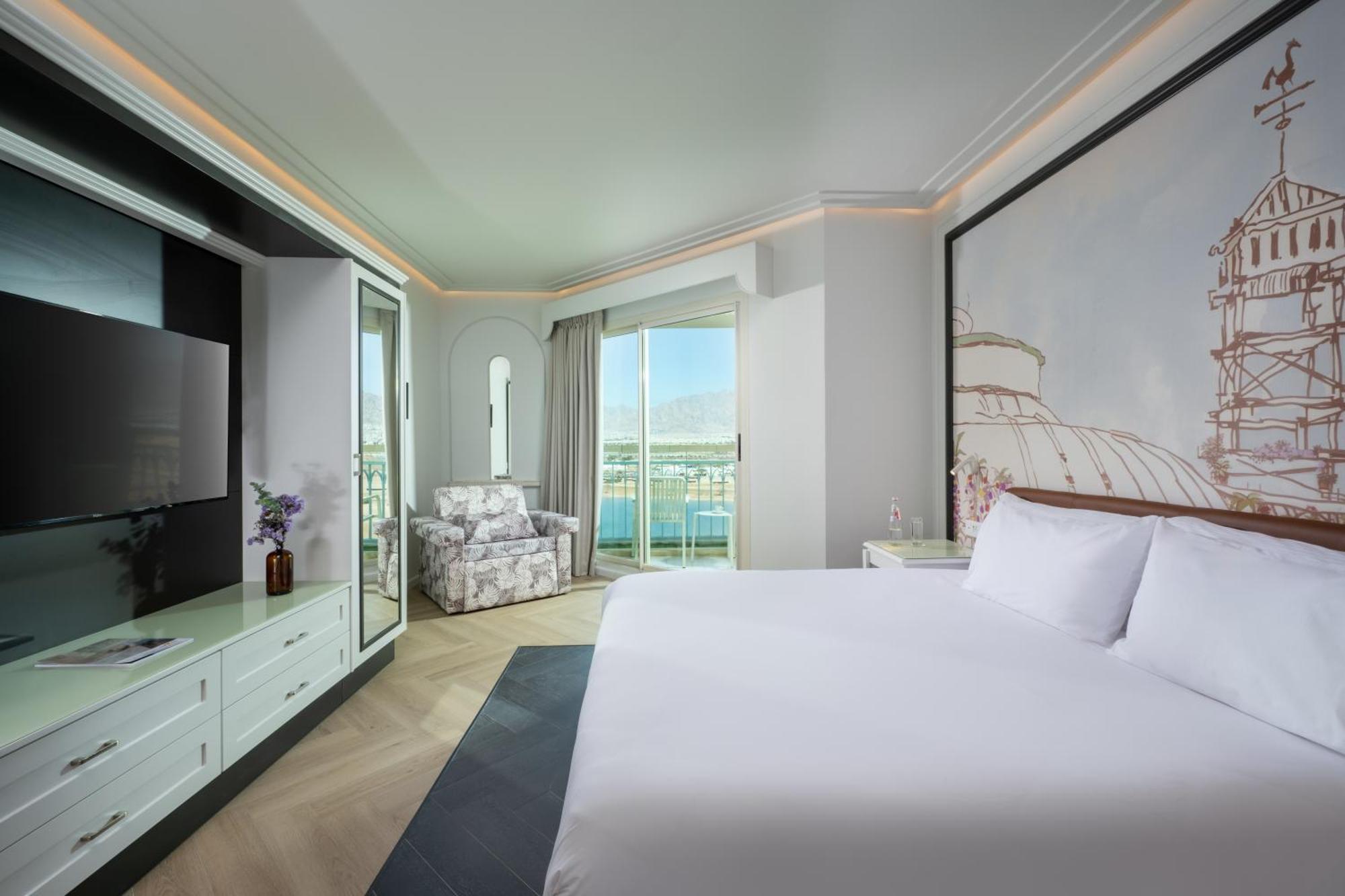 Deluxe Room,1756529168:JPEG