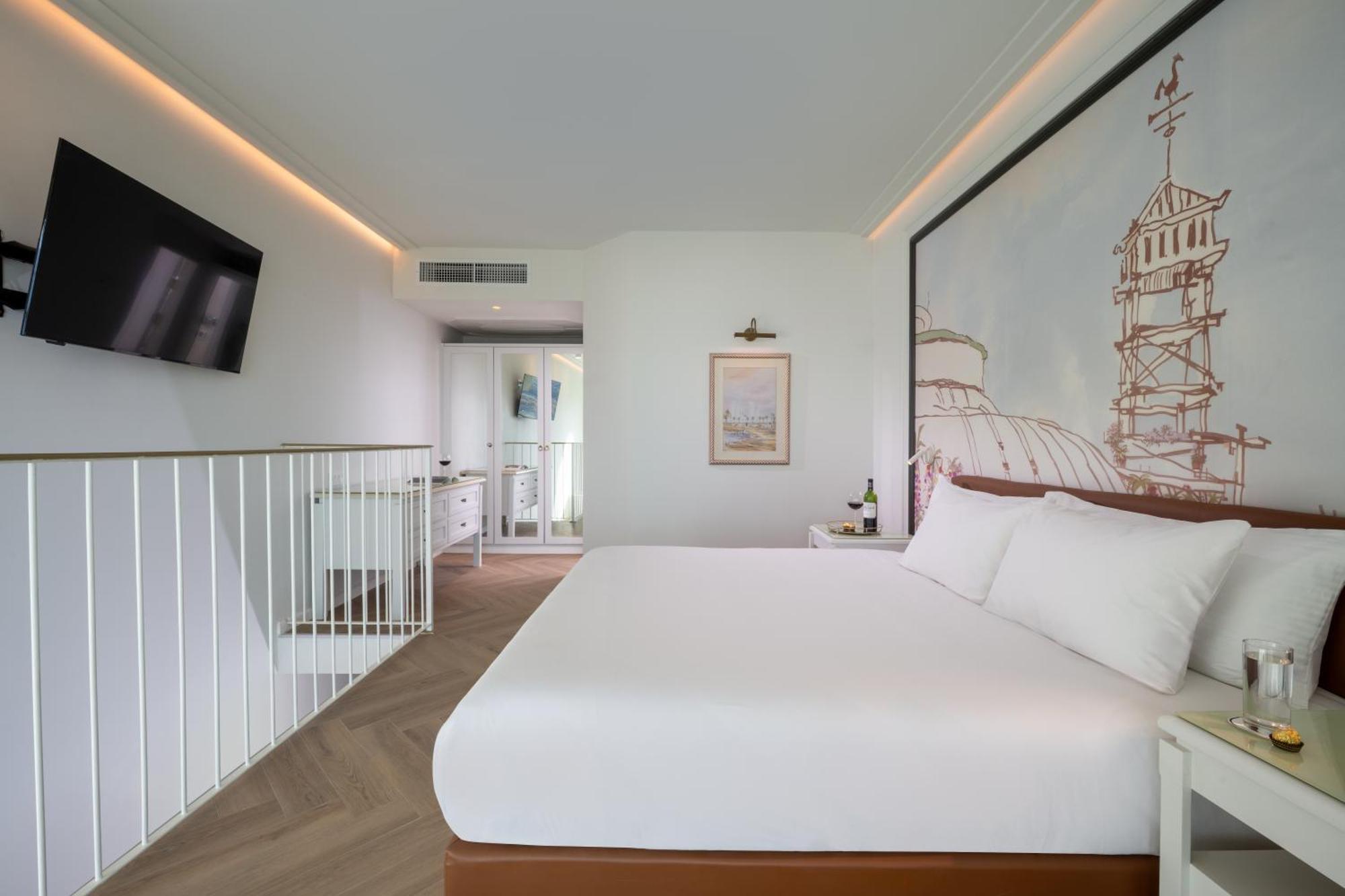 Boutique Duplex Suite