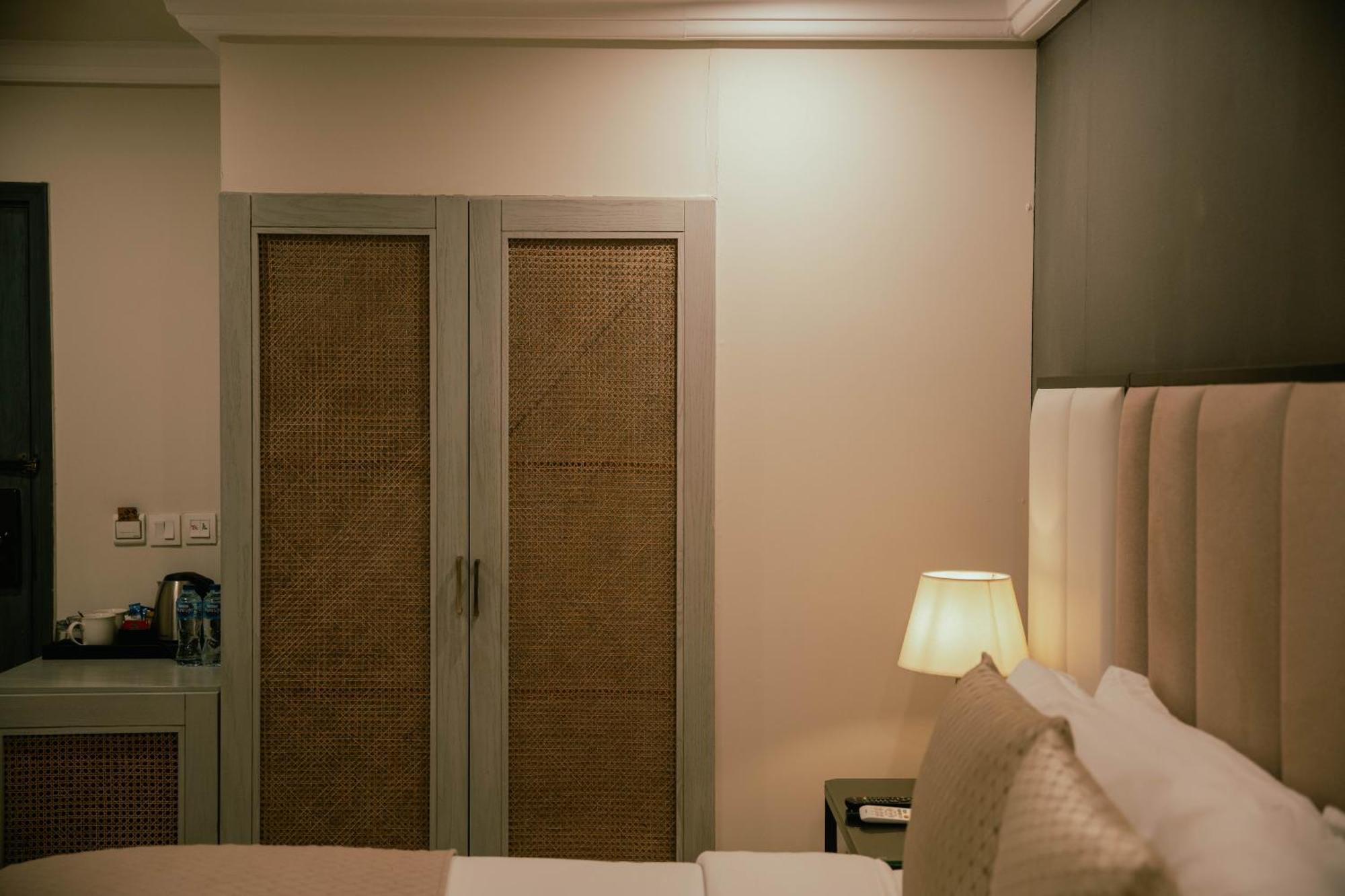 Premier Room