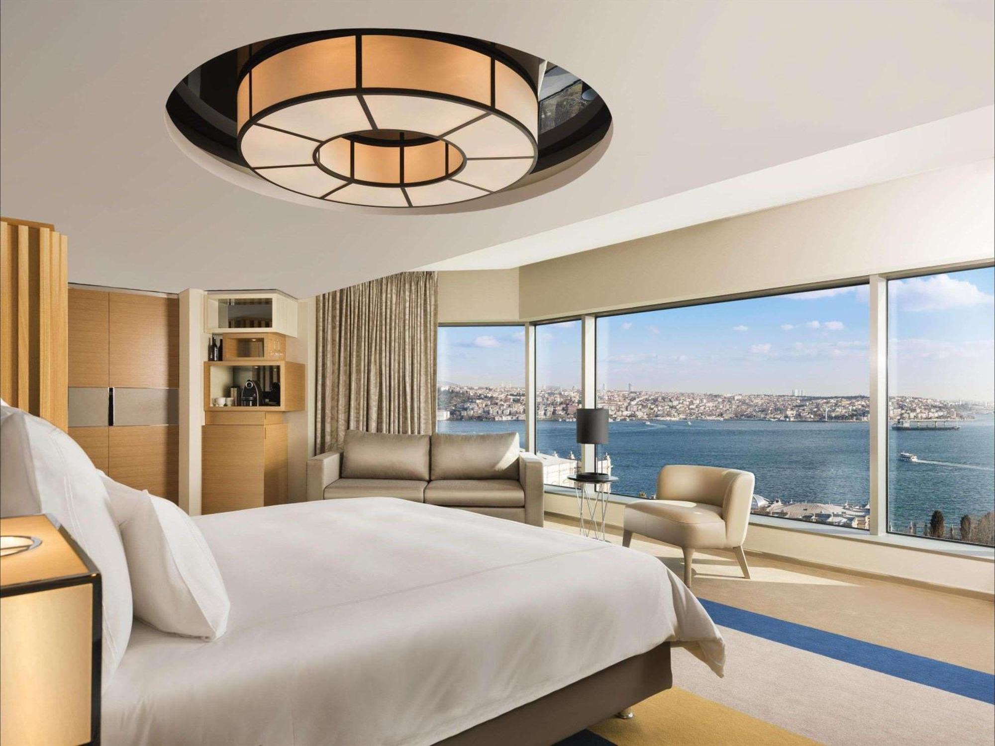 Corner Room Bosphorus View,1770833612:JPEG