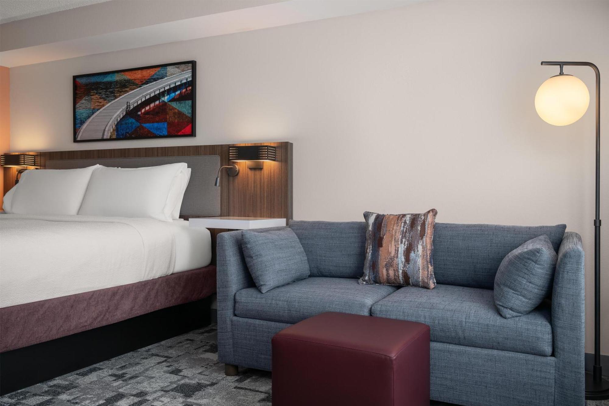 King Evolution Room Sofa Bed