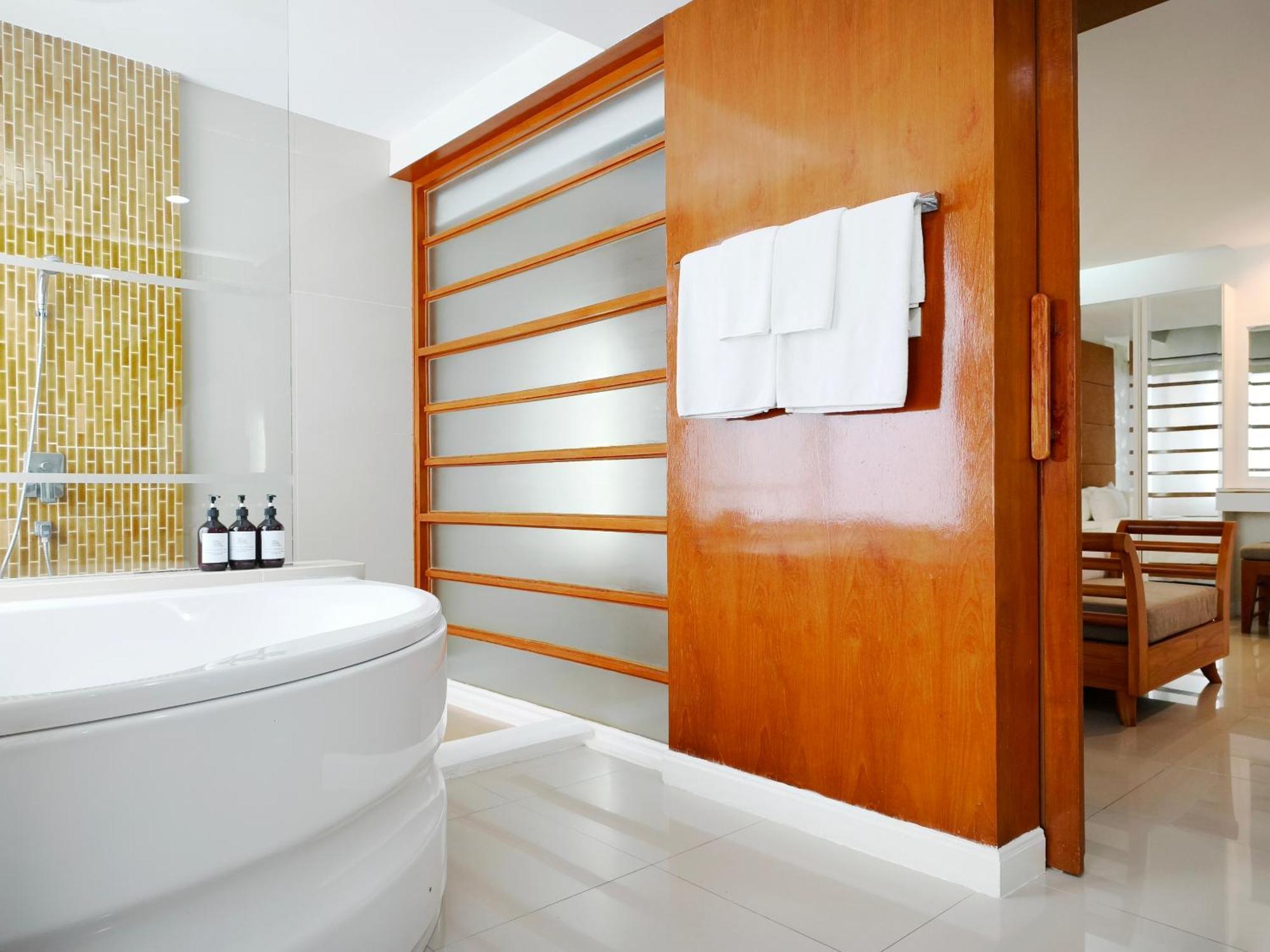 Two-Bedroom Suite