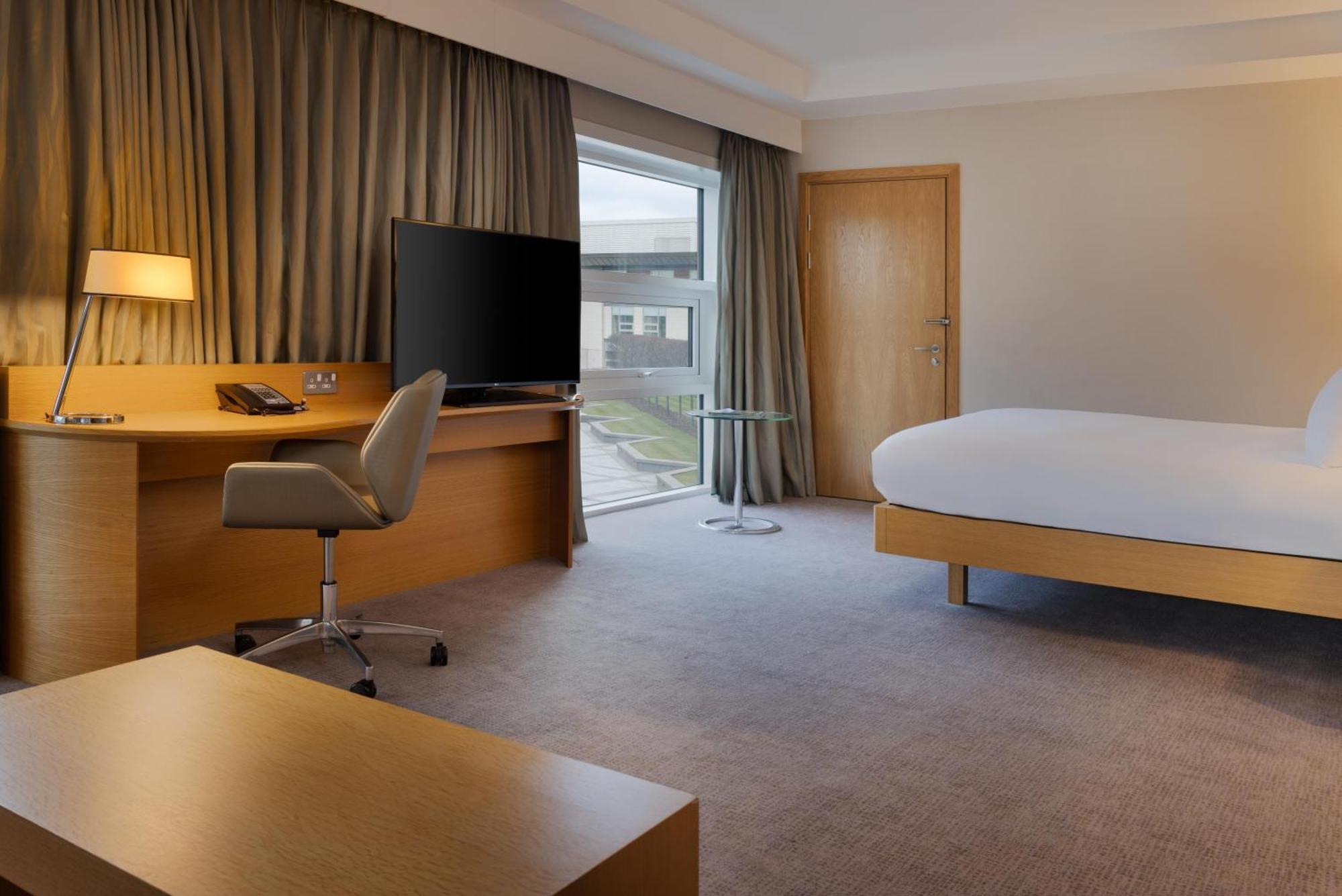 Junior King Suite with Balcony