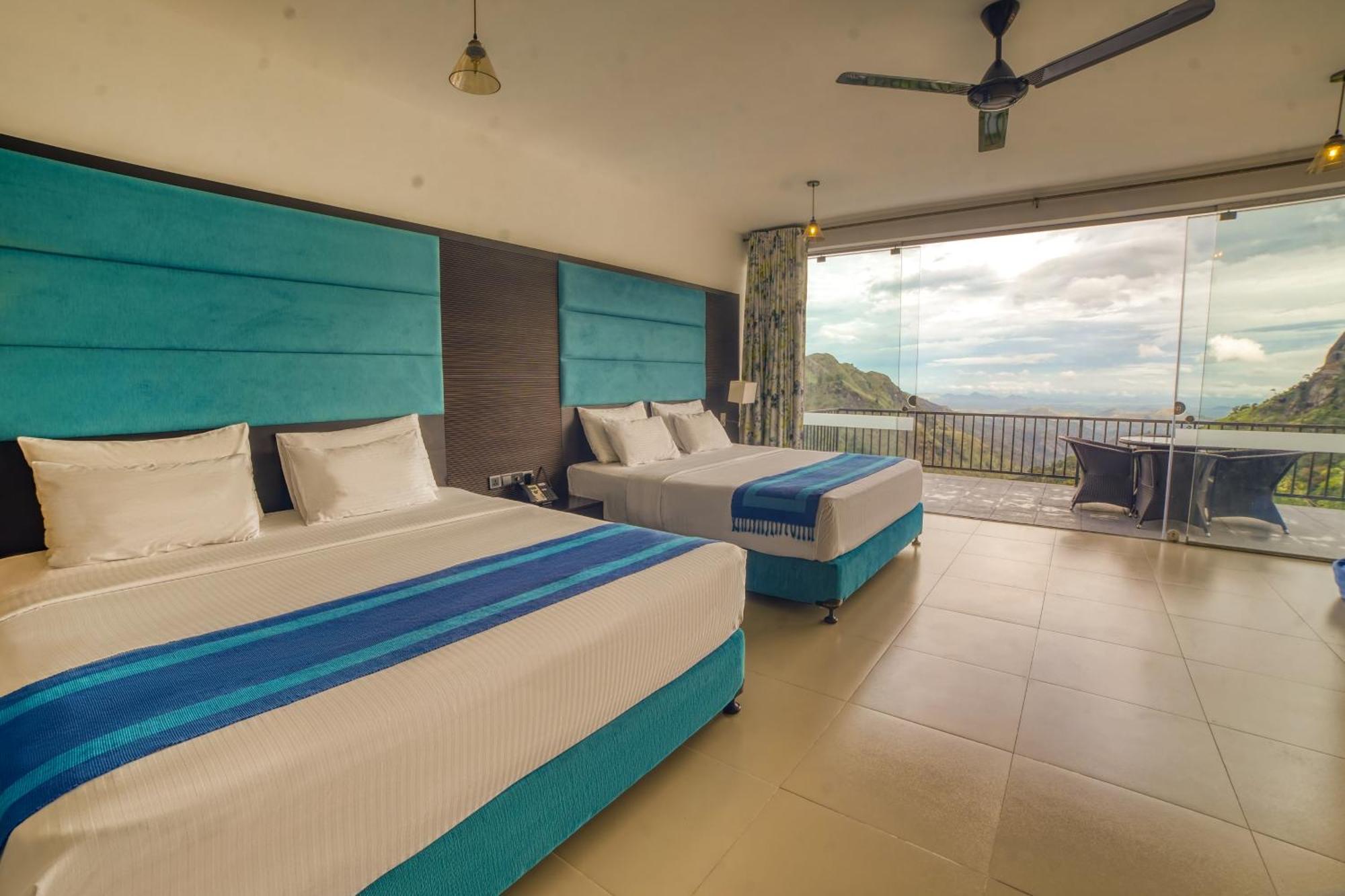 Junior Suite with Balcony