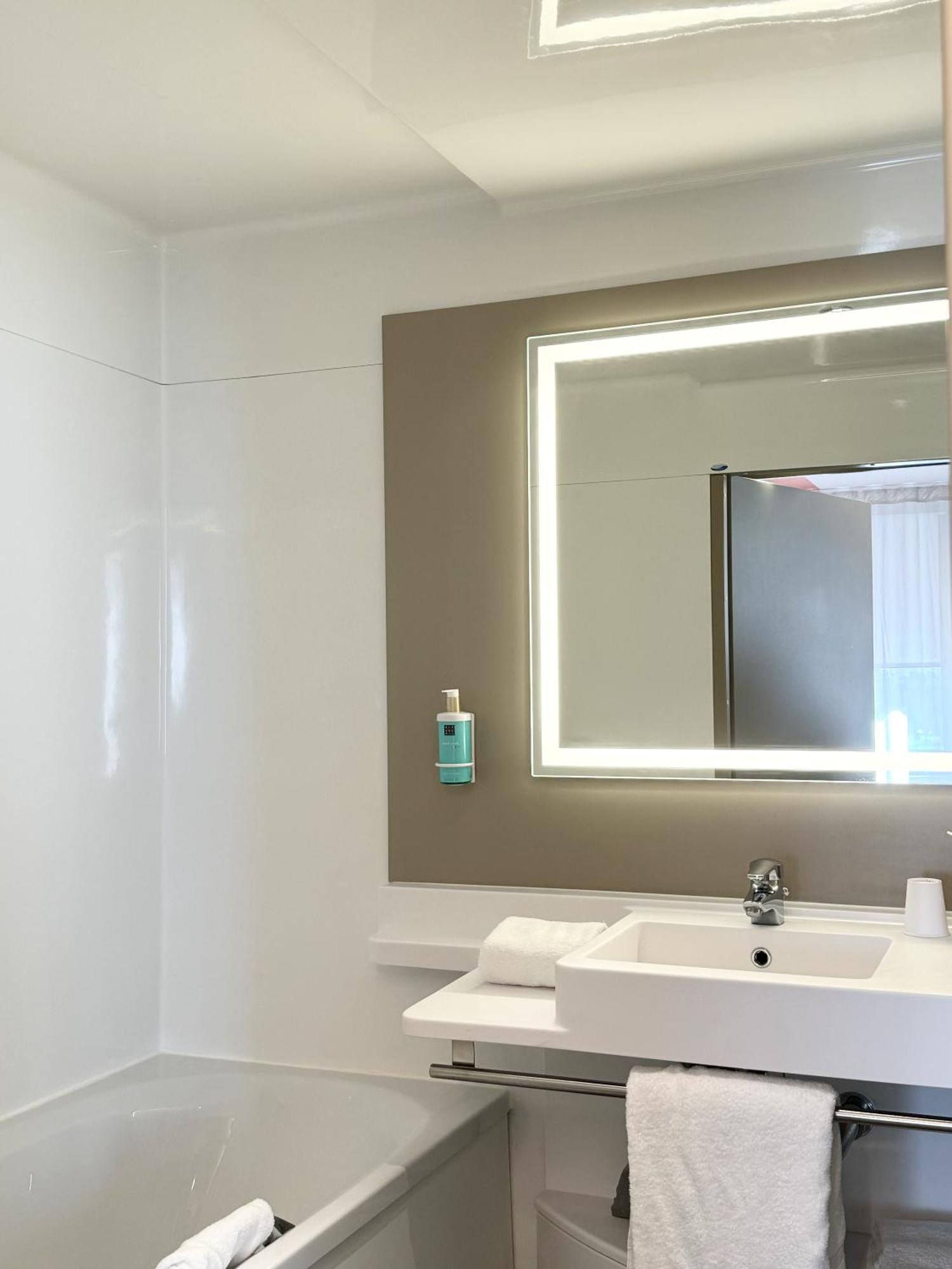 Superior Suite With One Double Bed And Two Single Beds