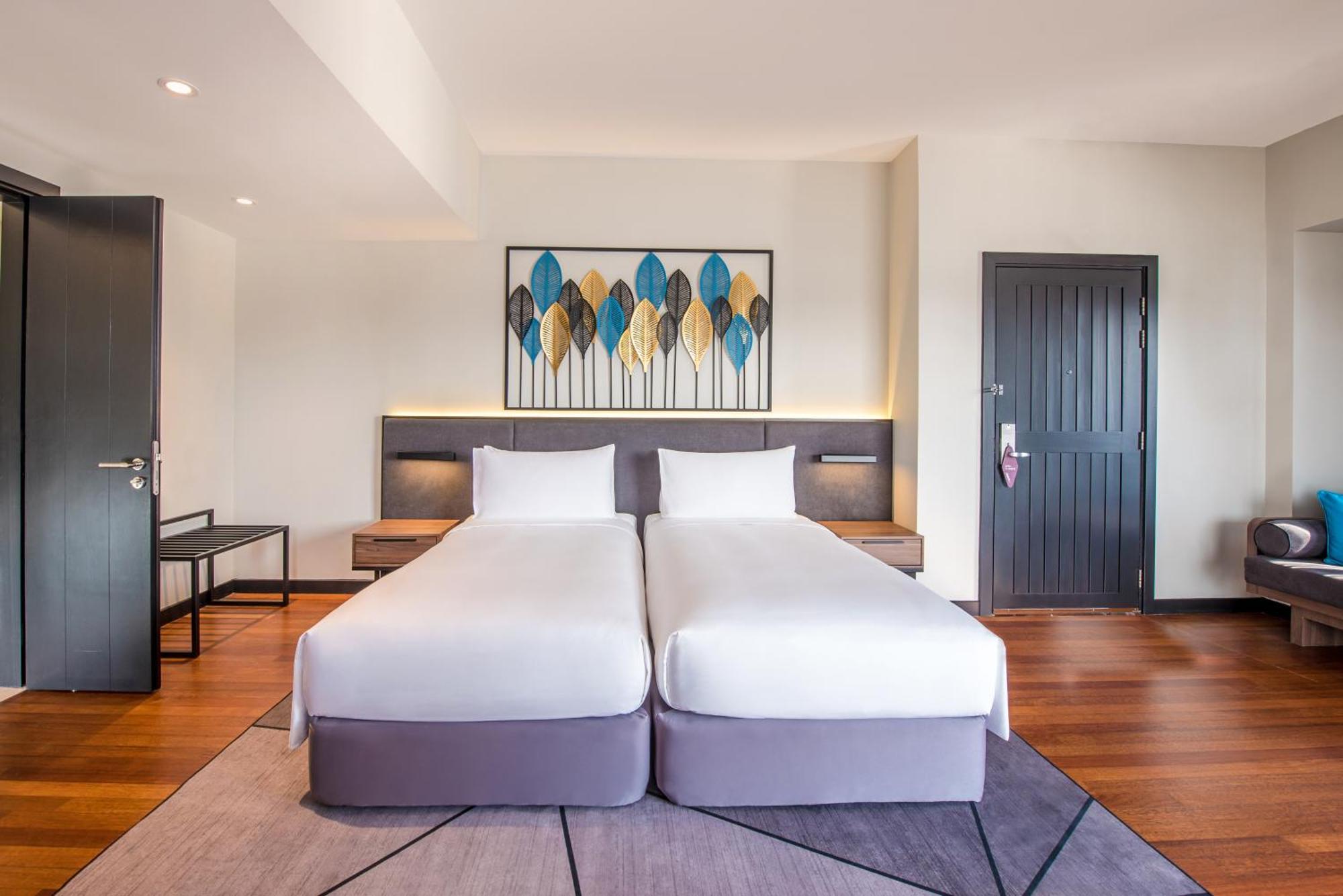 Deluxe Double or Twin Room