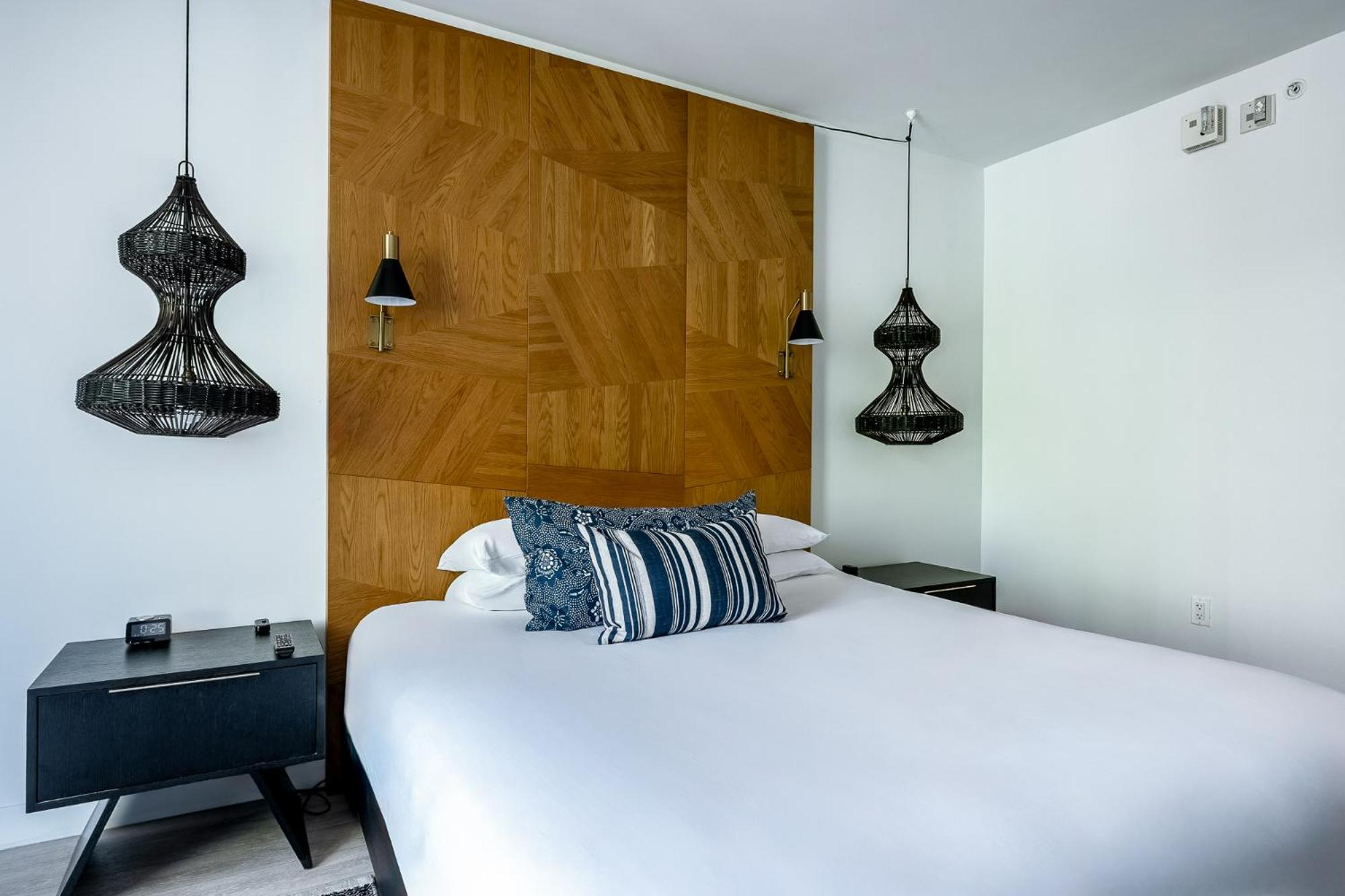 Duplex Suite – King Bed,1758553961:JPEG