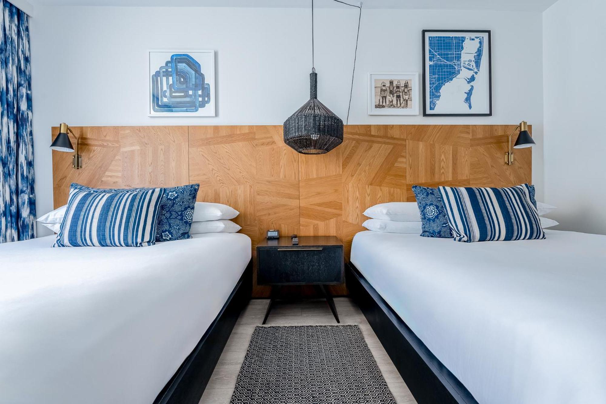 Deluxe Room terrace Two Queen Beds