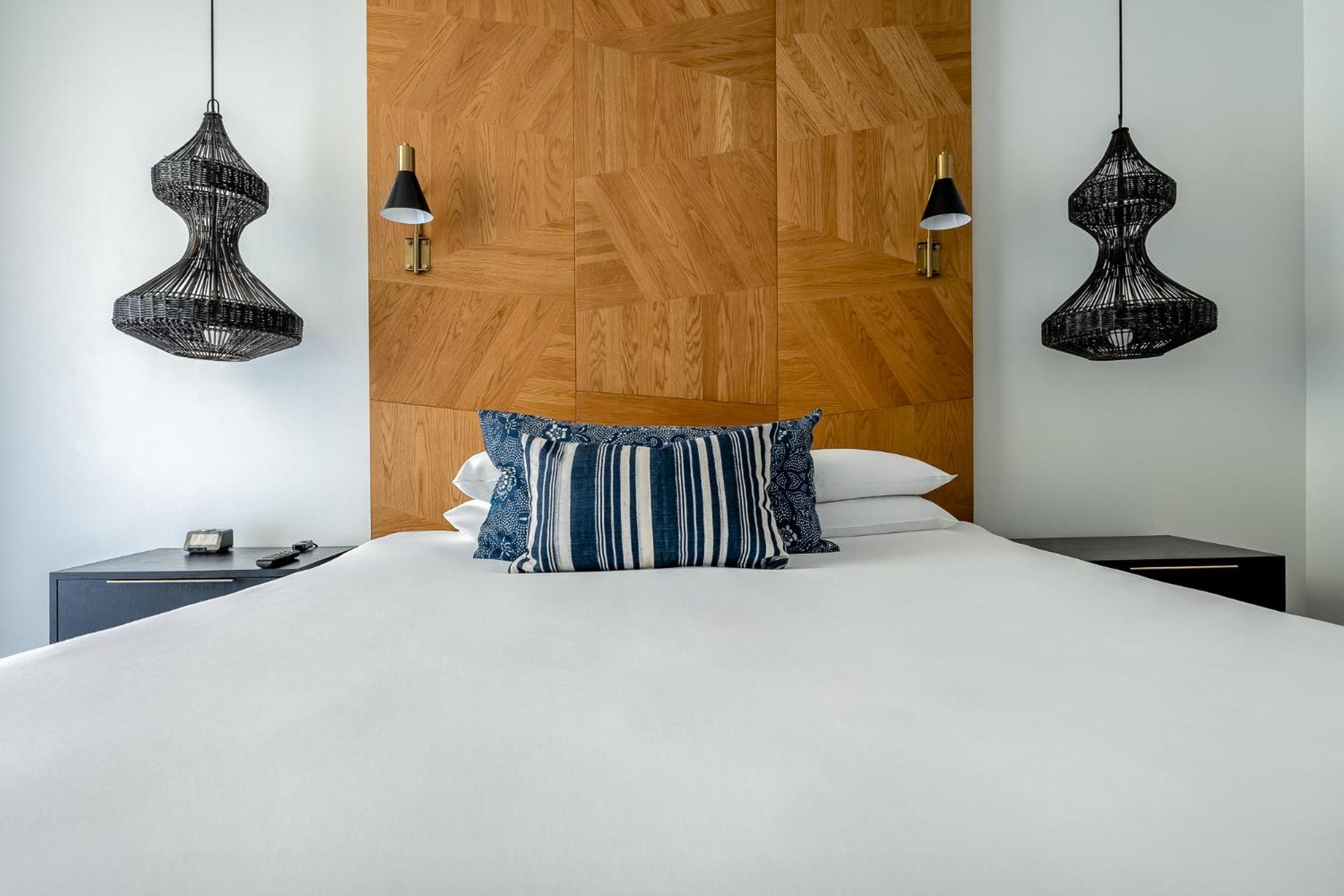 Standard Room King Bed