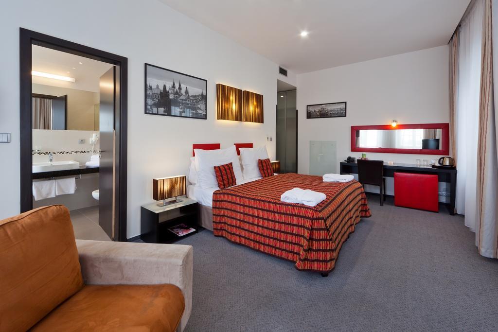Suite City View