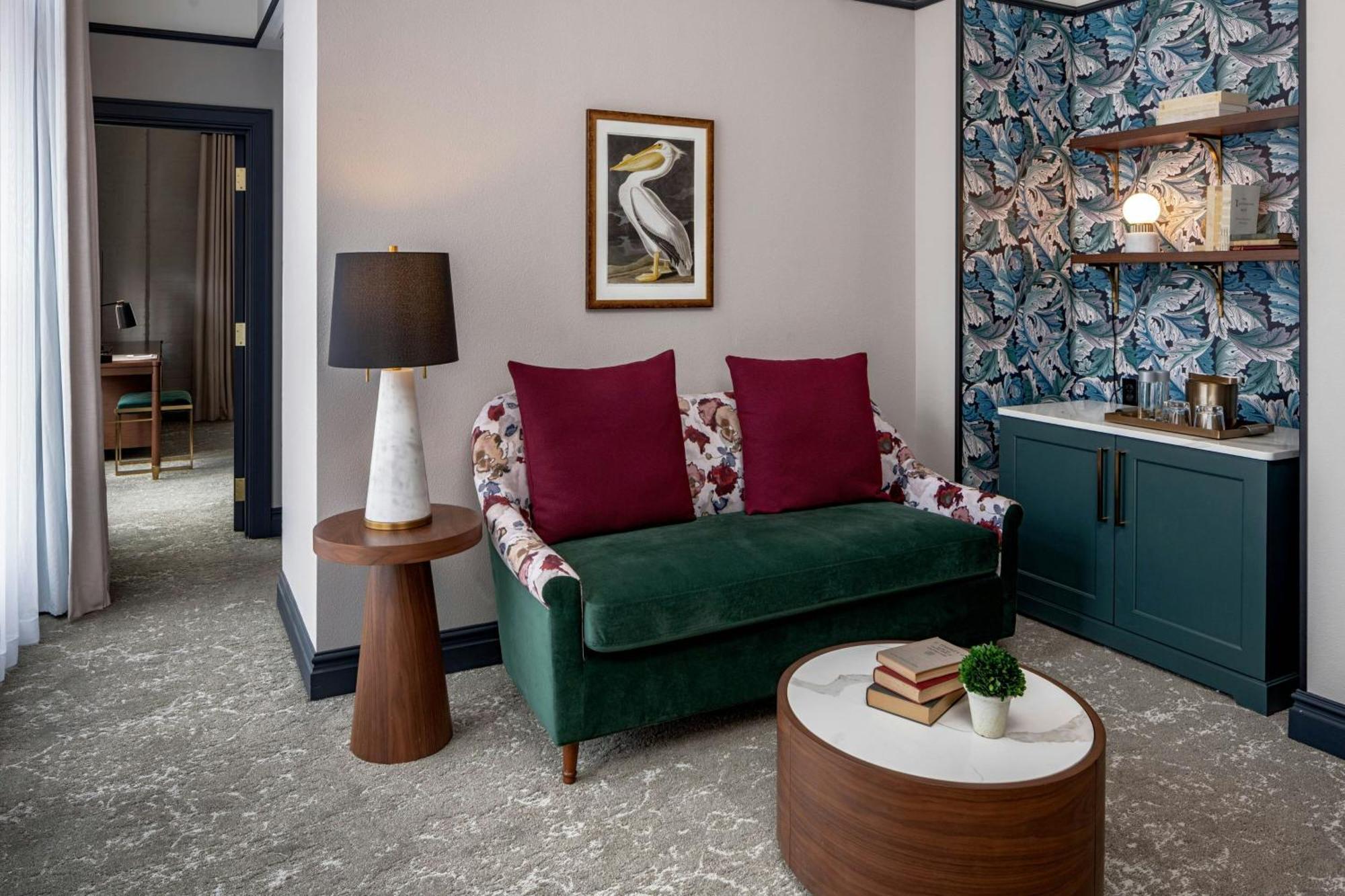 King Bed Corner
