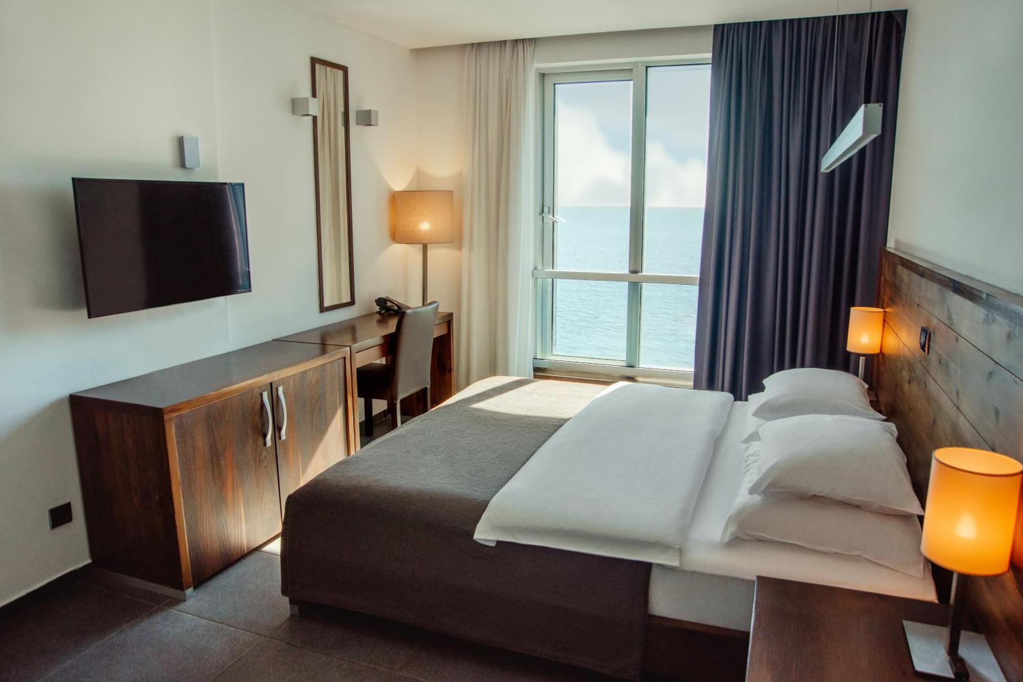 Superior Double Room with Sea View