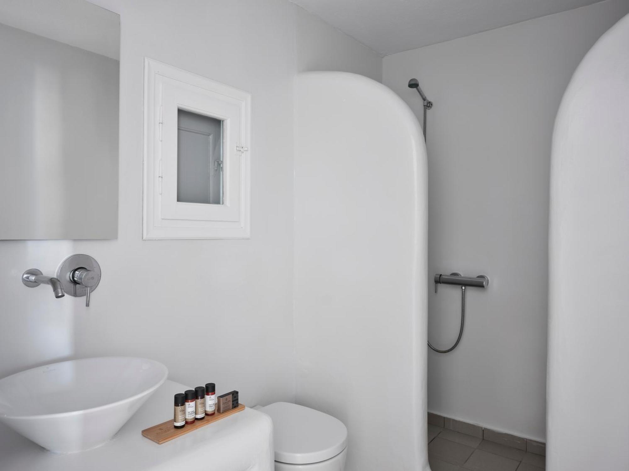 Classic Double Room with Sea View,1765203077:JPEG