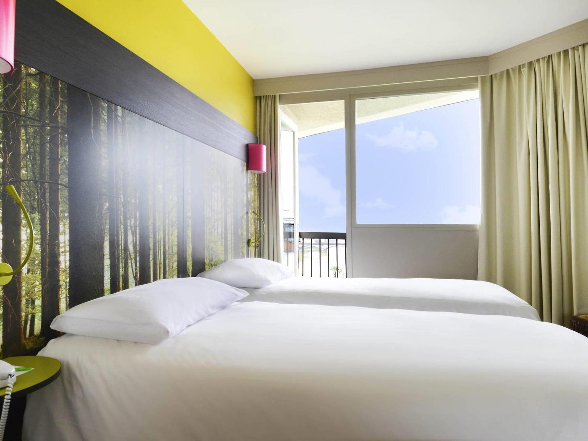 Standard Room Two Single Beds