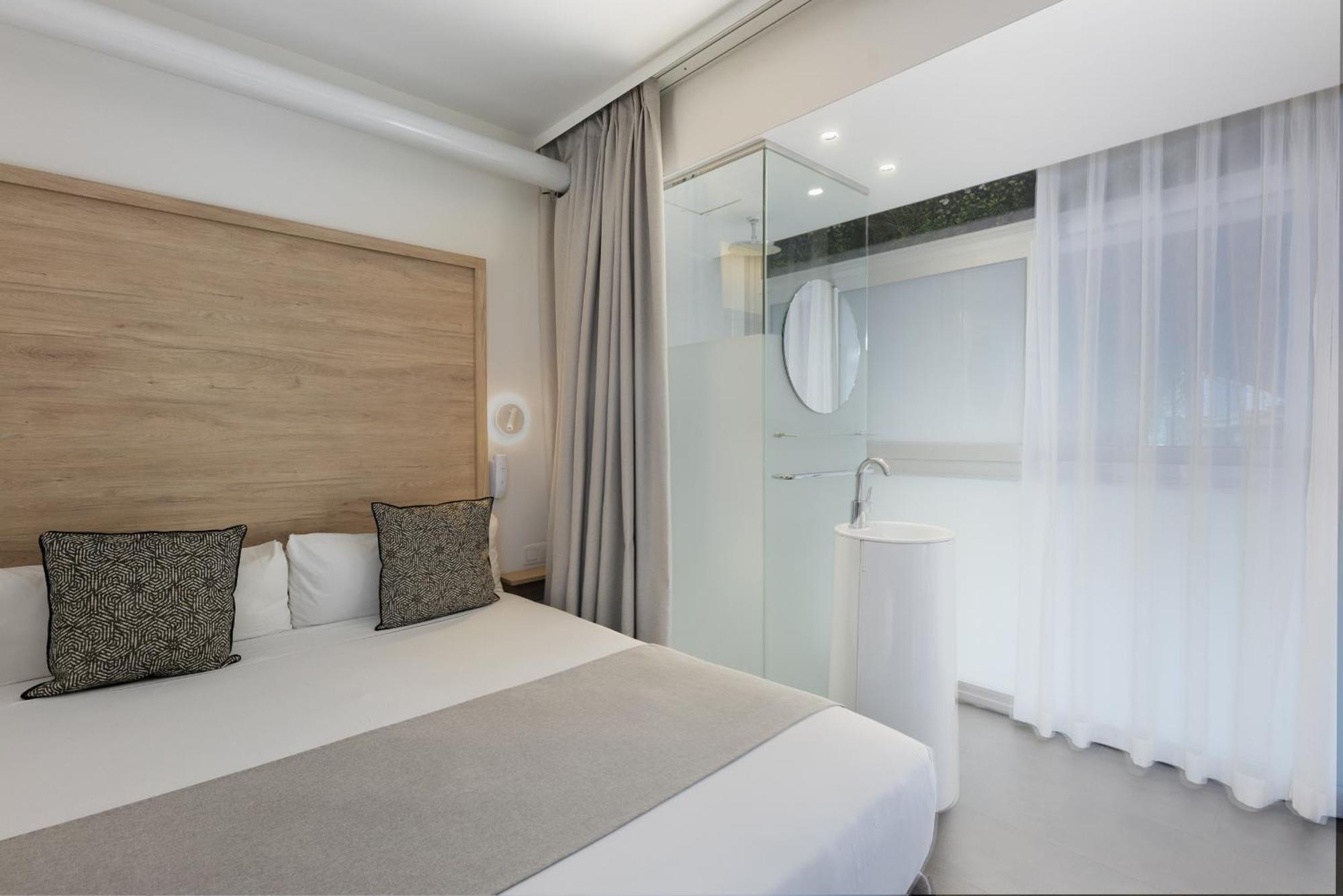 Basic Double Room