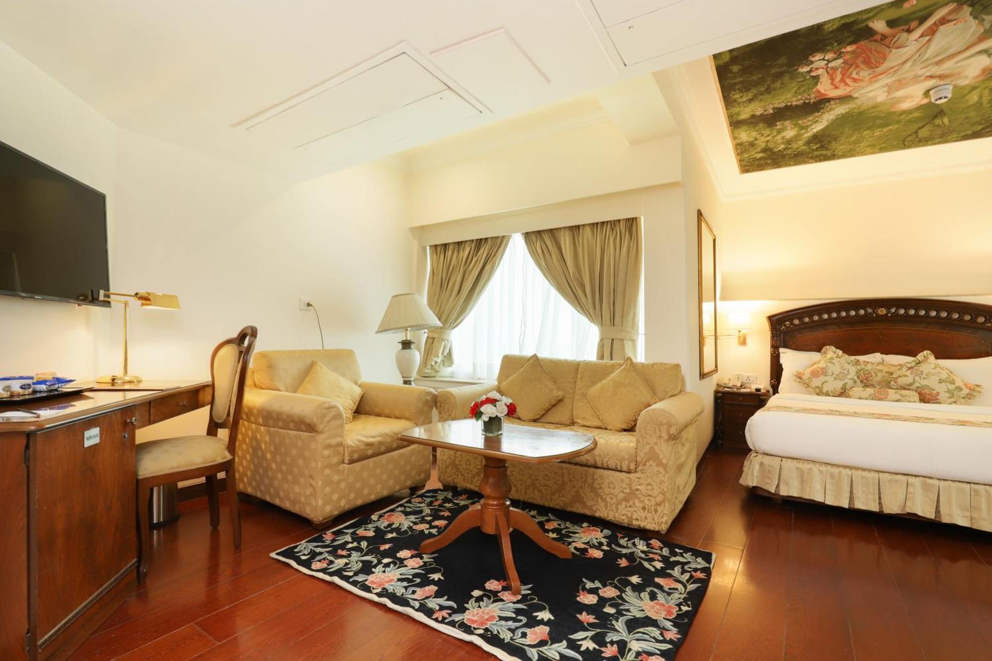 Royal Junior Suite