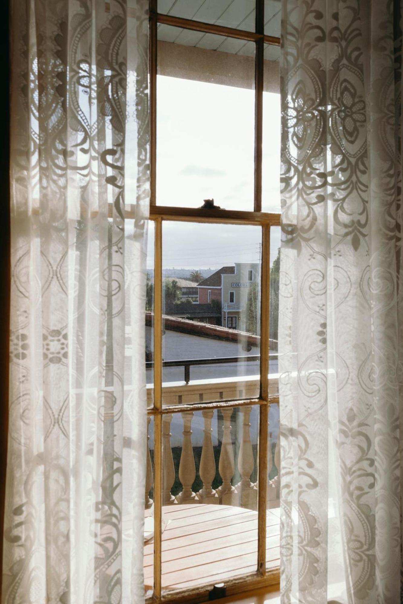 Queen Room Garden View