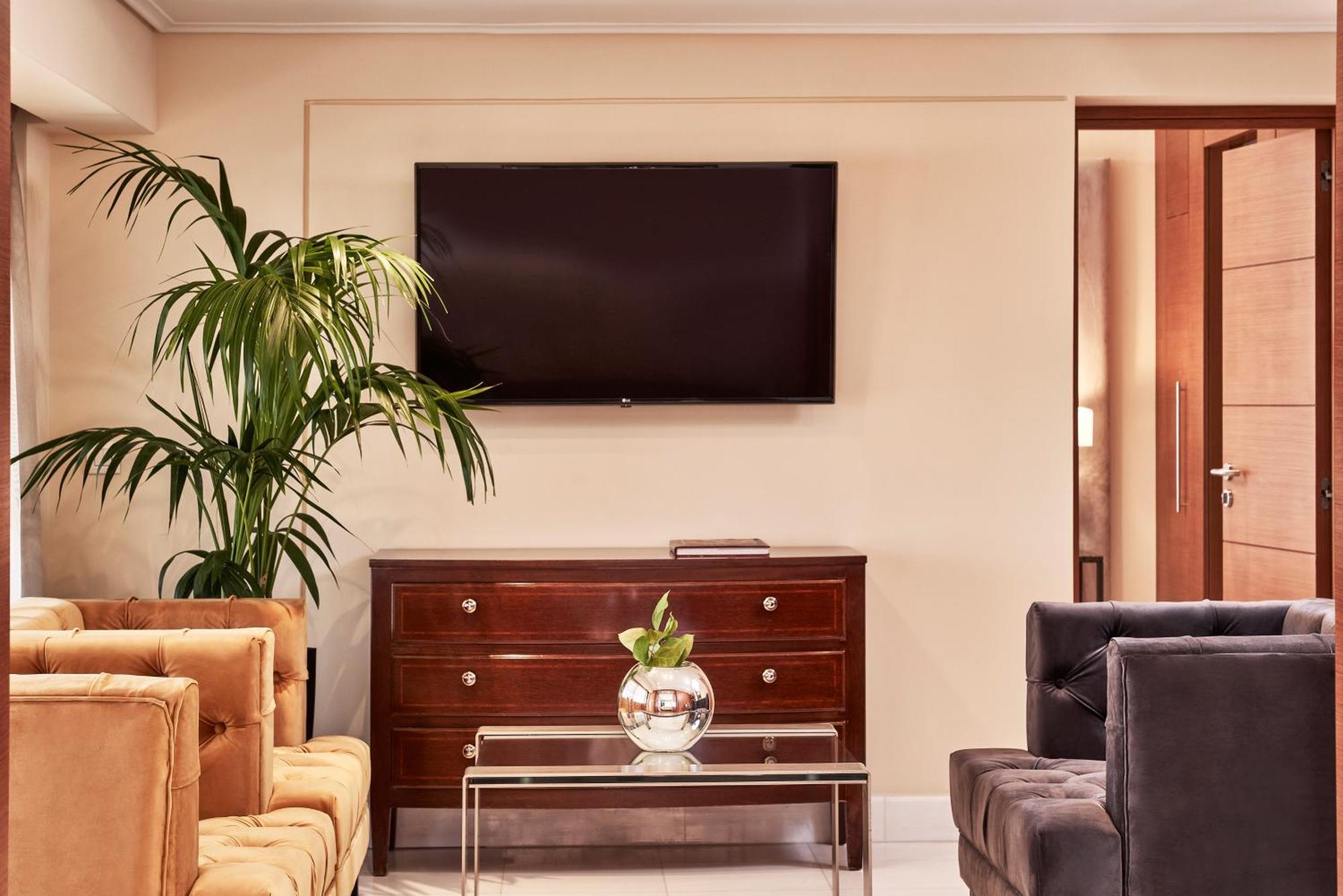 Junior Two Bedroom Suite