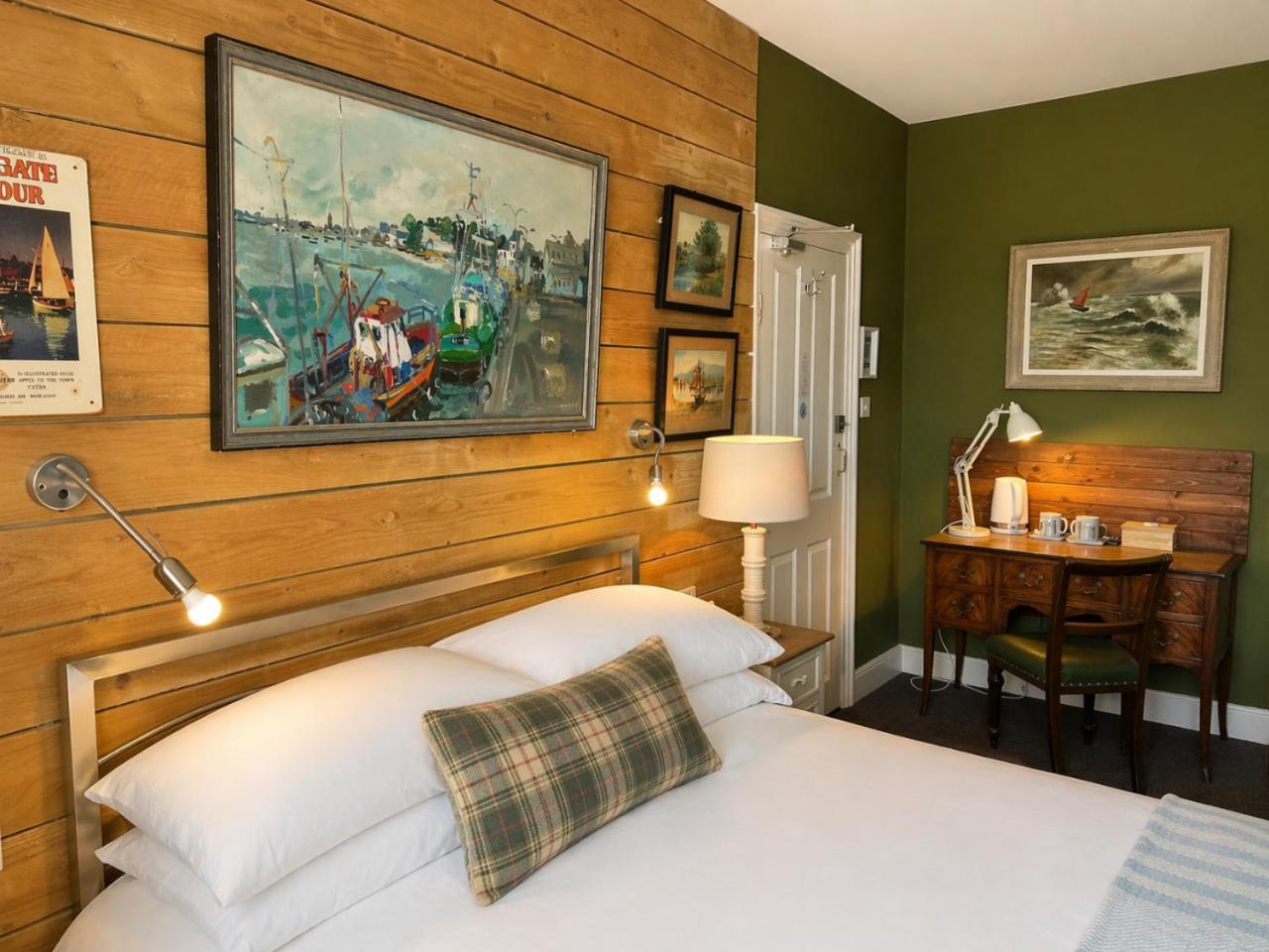 Double Room with Garden View