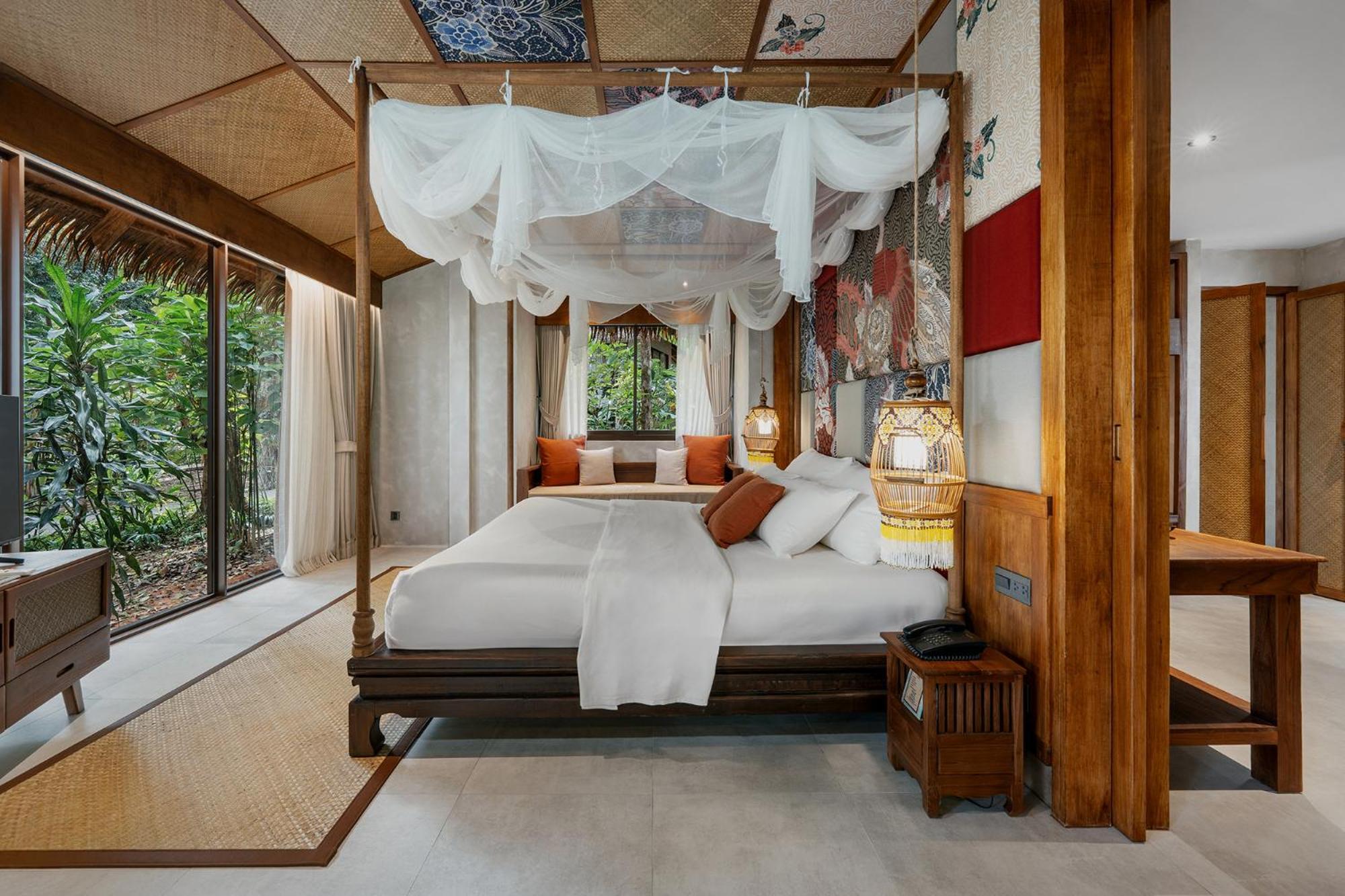 One Bedroom Bathtub Villa