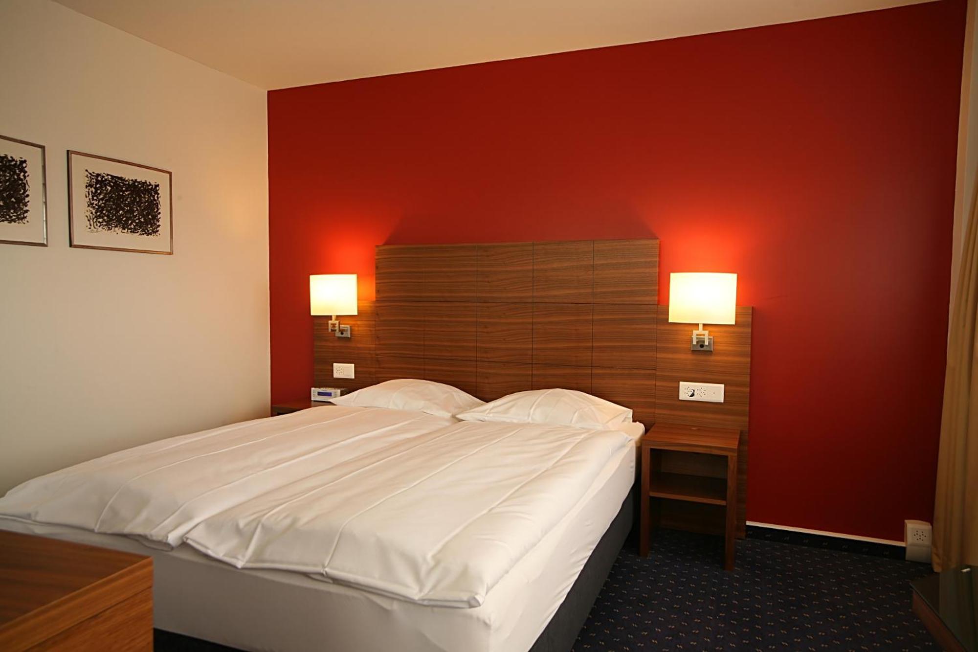Luxury Triple Room