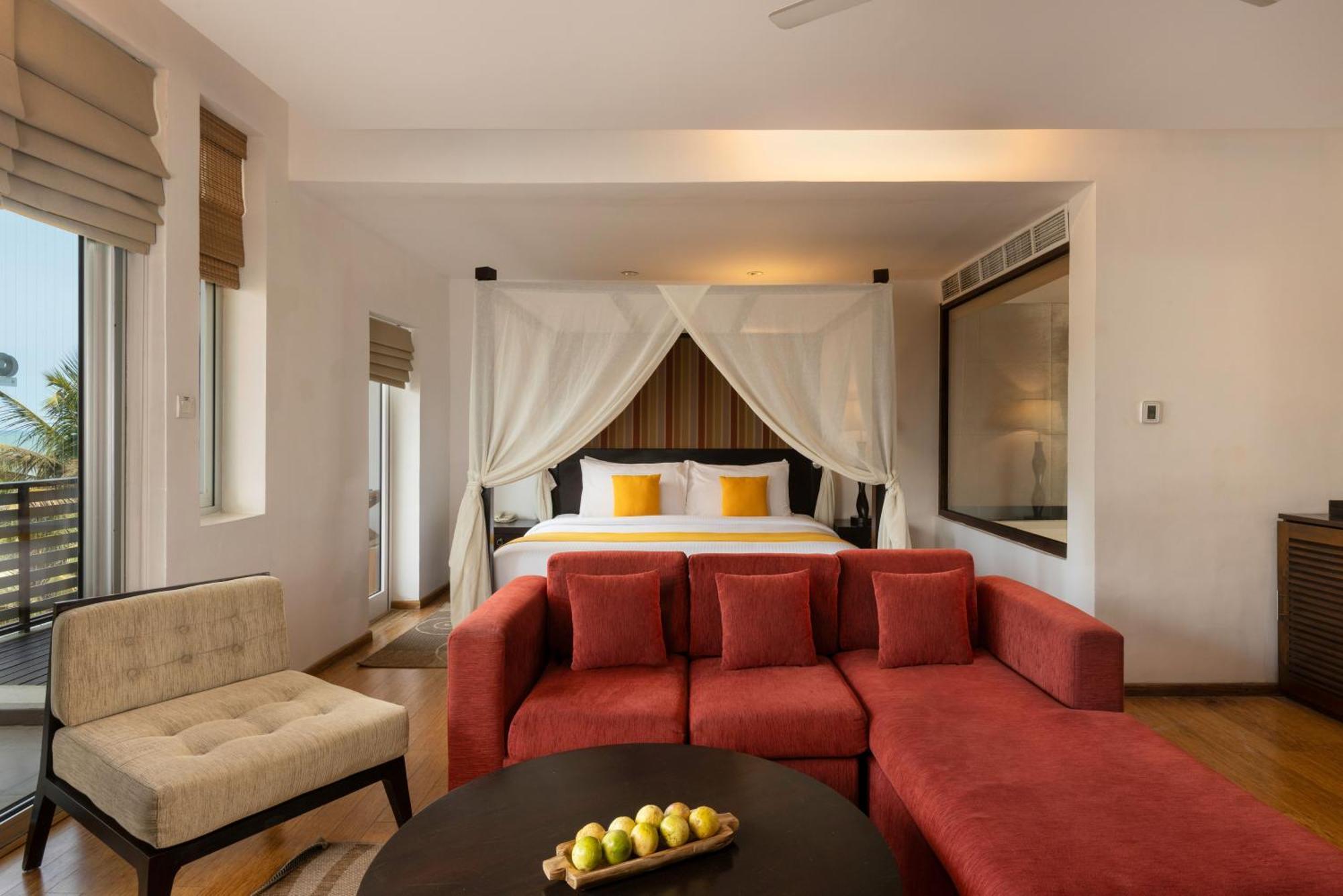 Suite Sea View at Seaside Social Lounge & Bar & on Spa Black Coral & Centre Point Restaurants