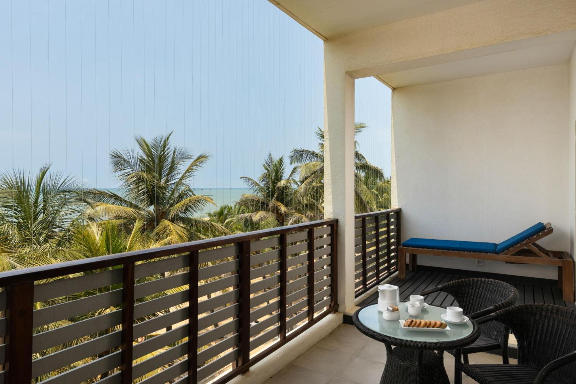Suite Sea View at Seaside Social Lounge & Bar & on Spa Black Coral & Centre Point Restaurants