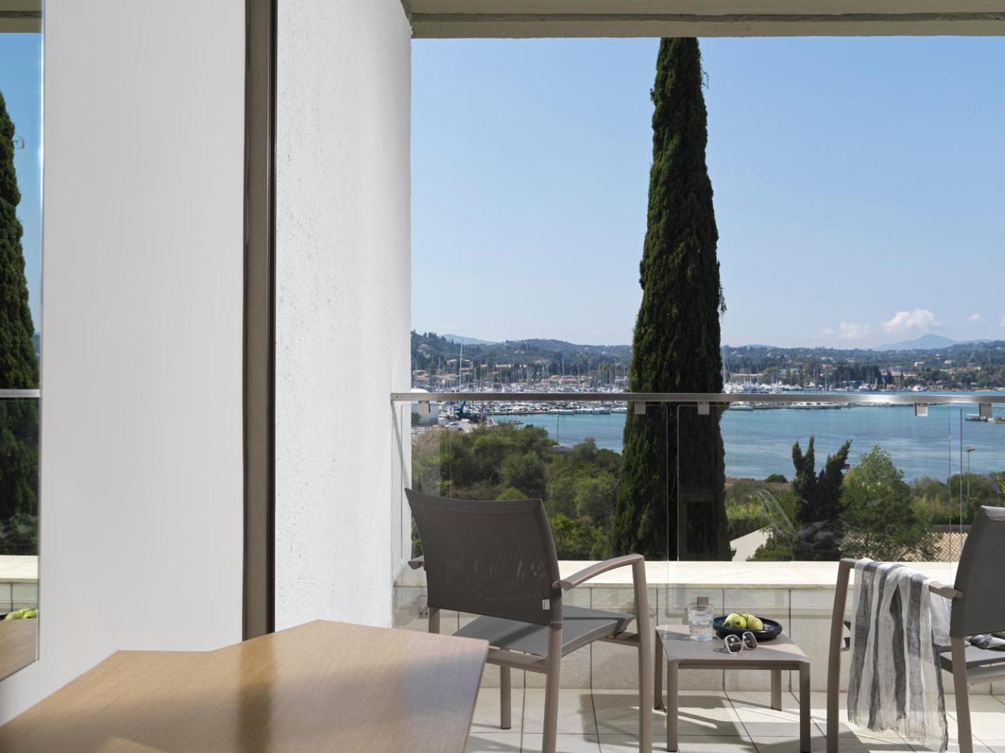 Double or Twin Room Bay View