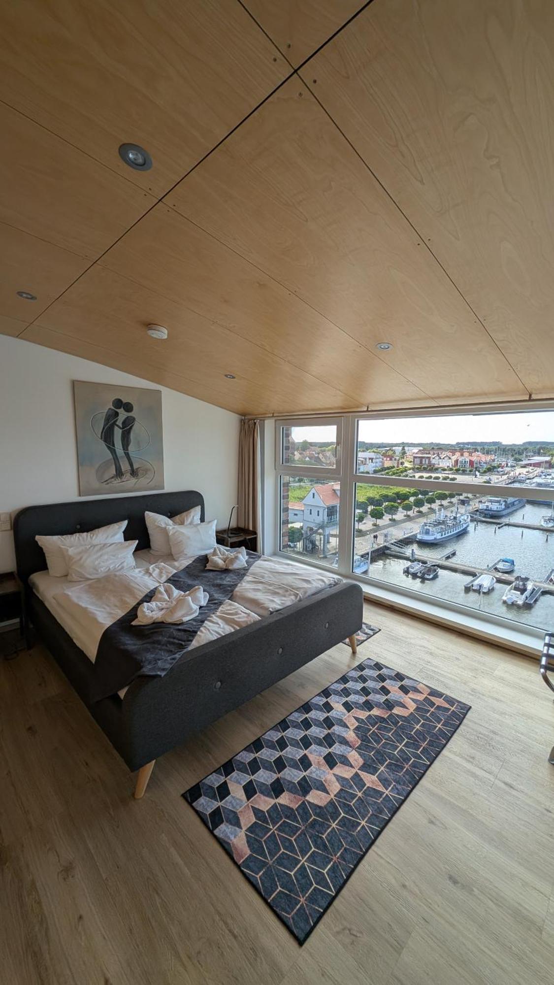 Deluxe Suite Sea View