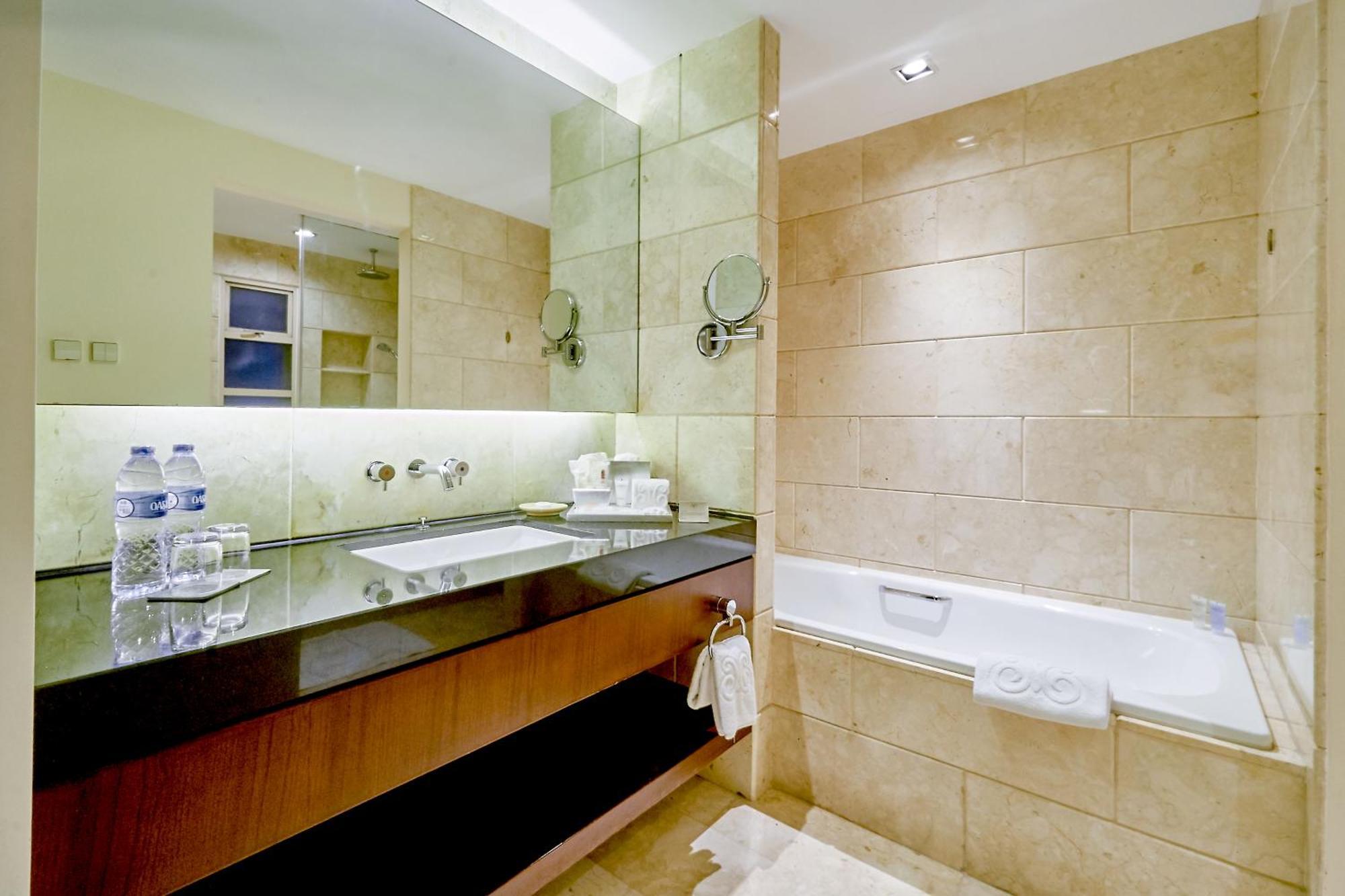 Mahakam Club Suite