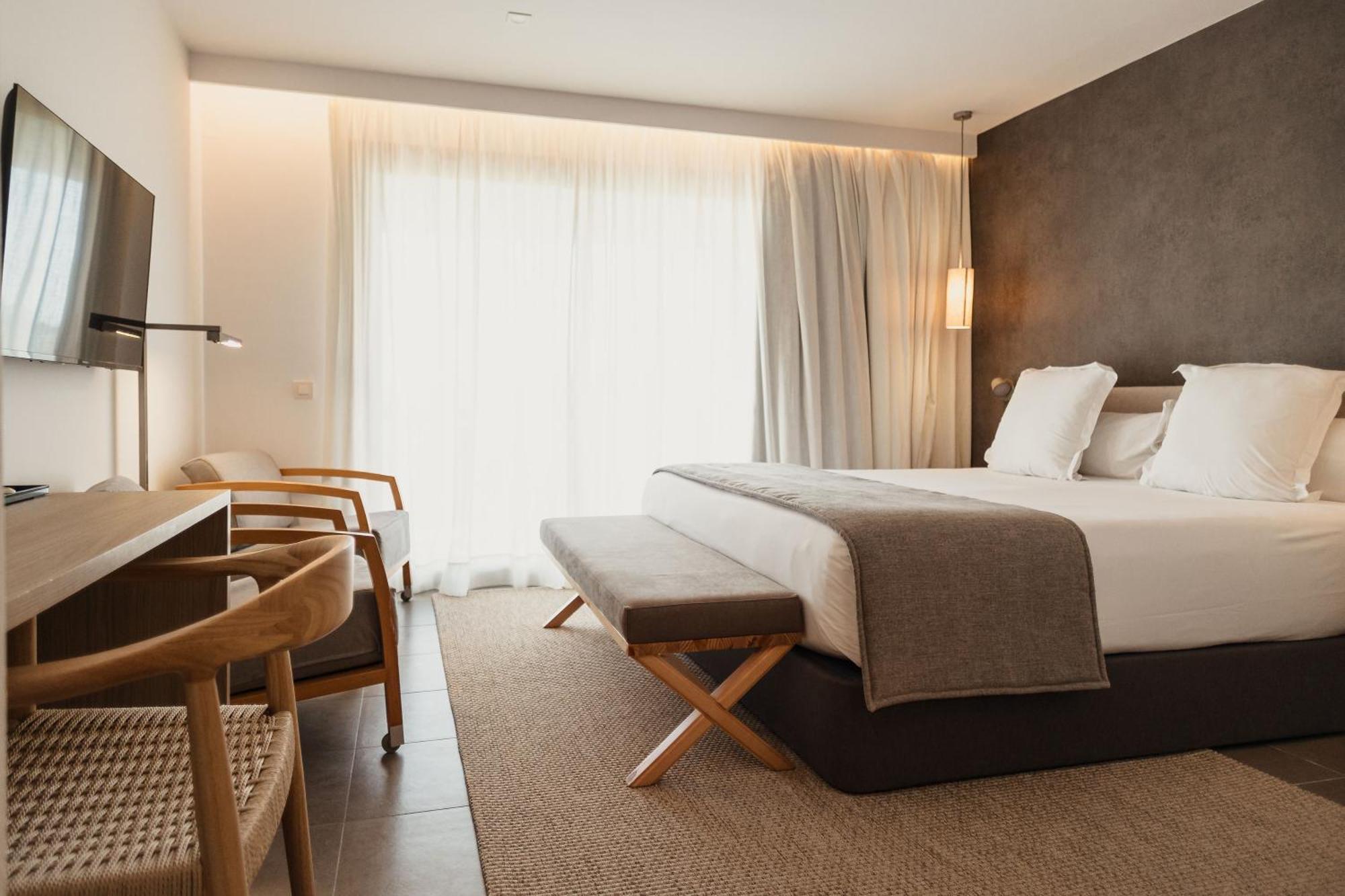 Double or Twin Room Balcony
