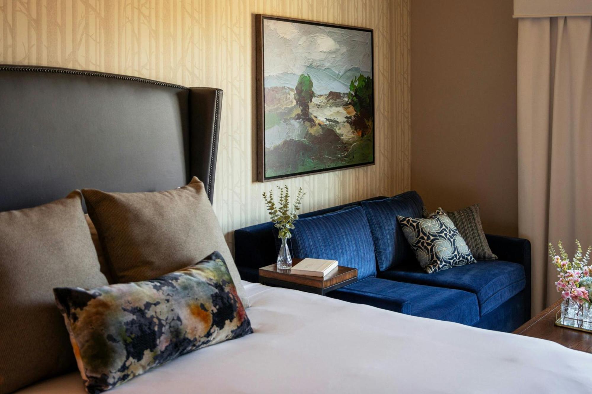 King Room Sofa Bed Partial River View
