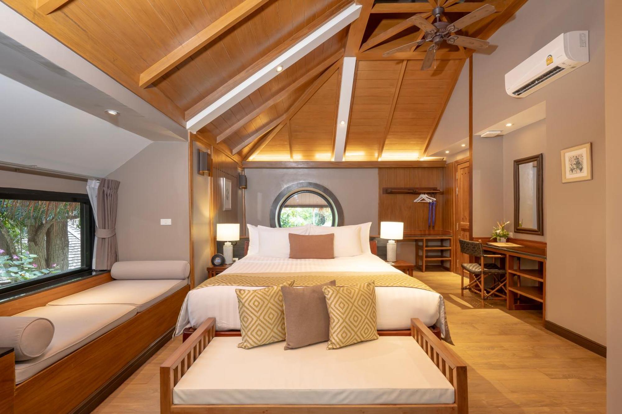 River View Grand Deluxe