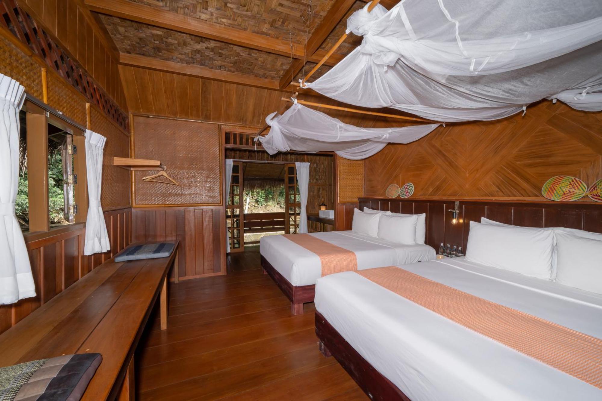 Jungle Vibe Quad met ontbijt en diner - Inchecken en uitchecken aan boord van de boot