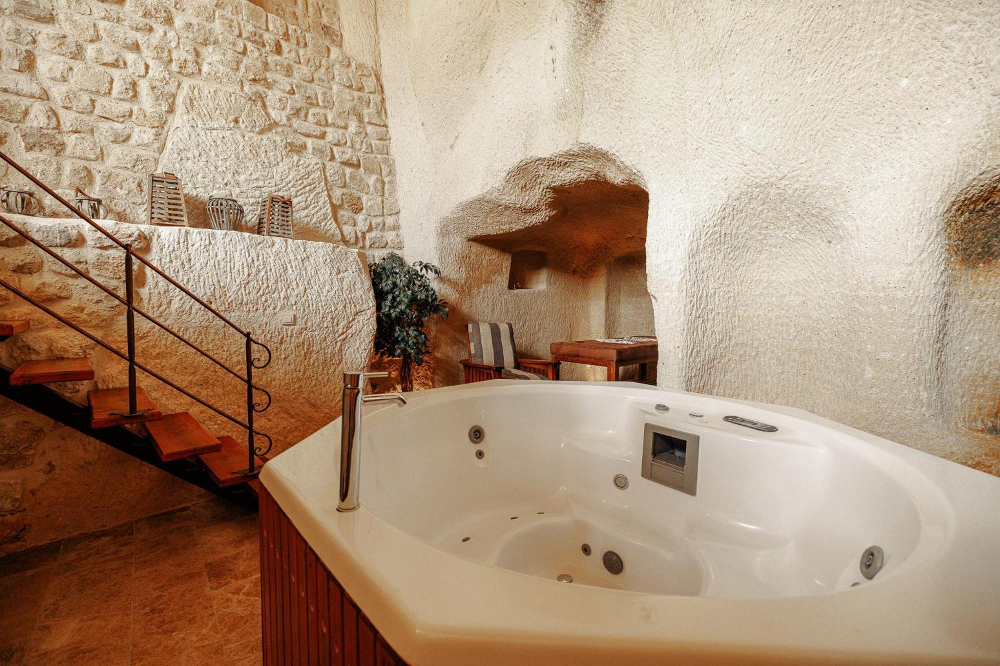 Terrace Suite Spa Bath Pool View