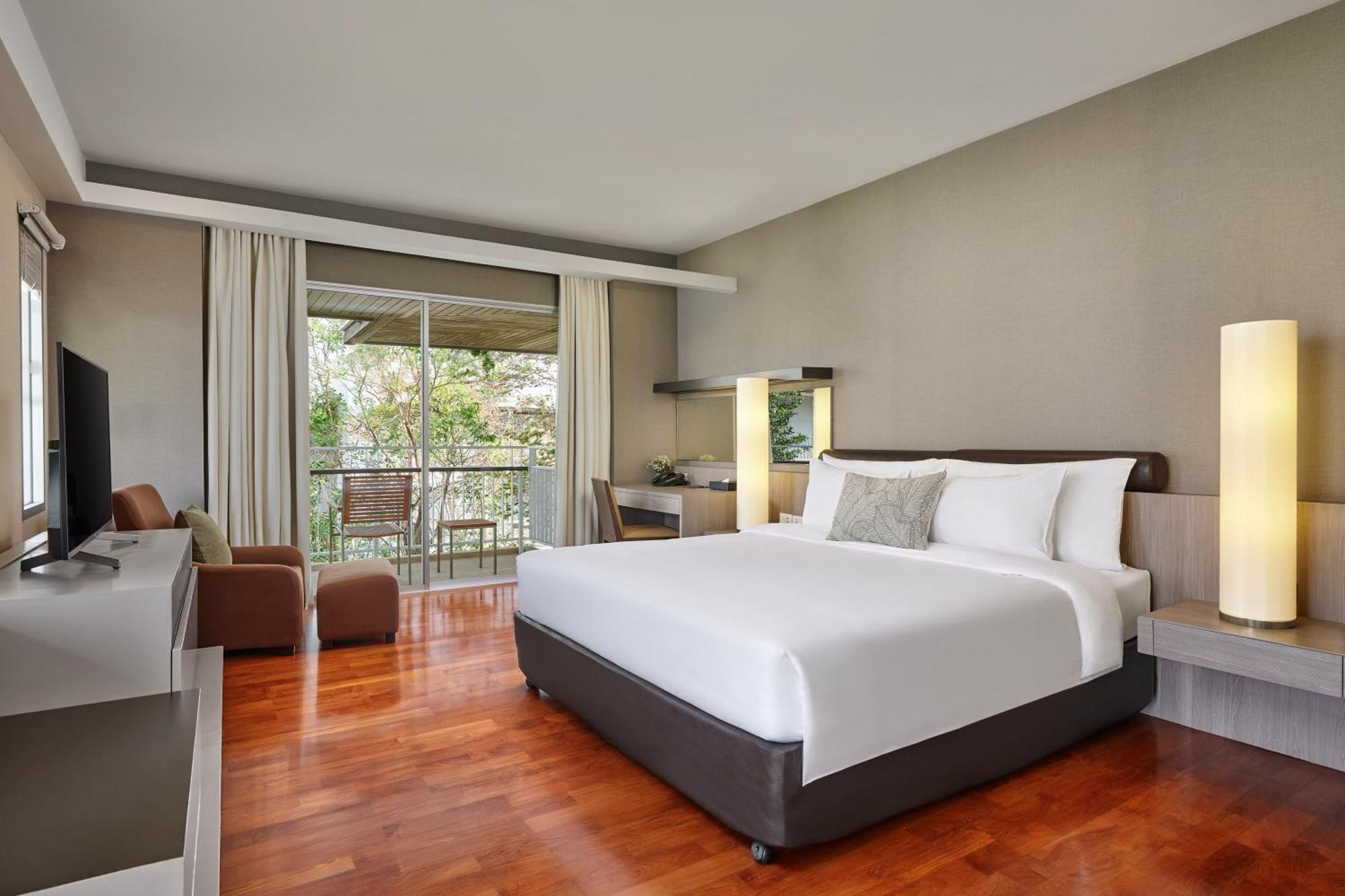 Executive Double Bed