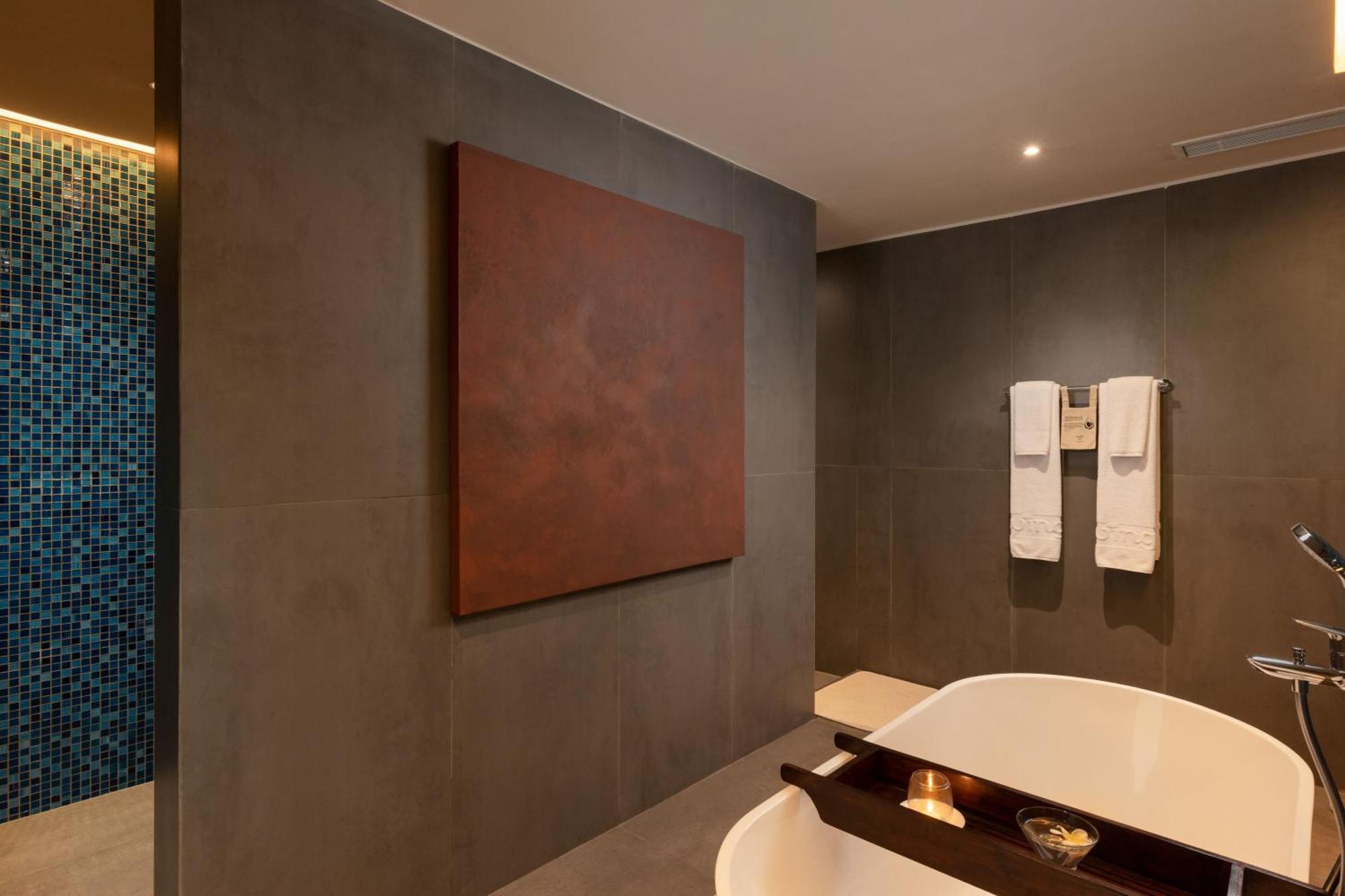 Sea Residence at Seaside Social Lounge & Bar & on Spa Black Coral & Centre Point Restaurants