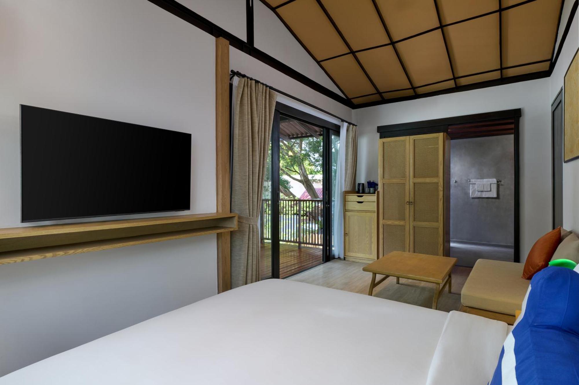 Grand Deluxe Sea View