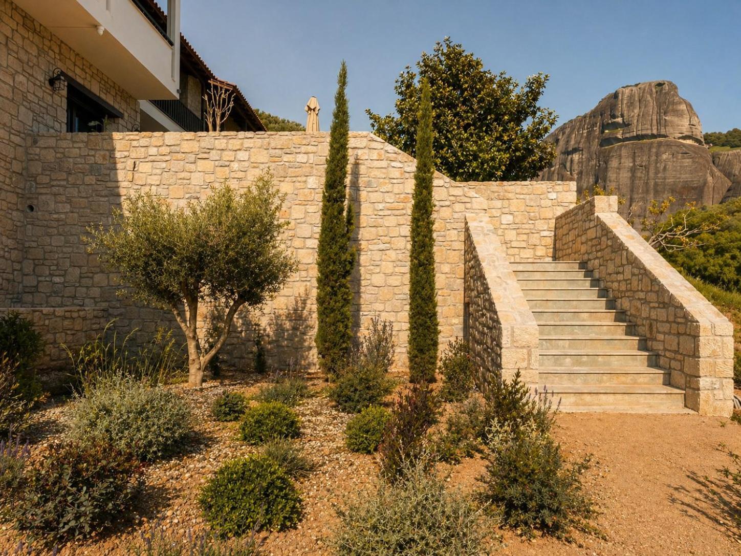 Double Room Ground Floor Garden & Meteora View