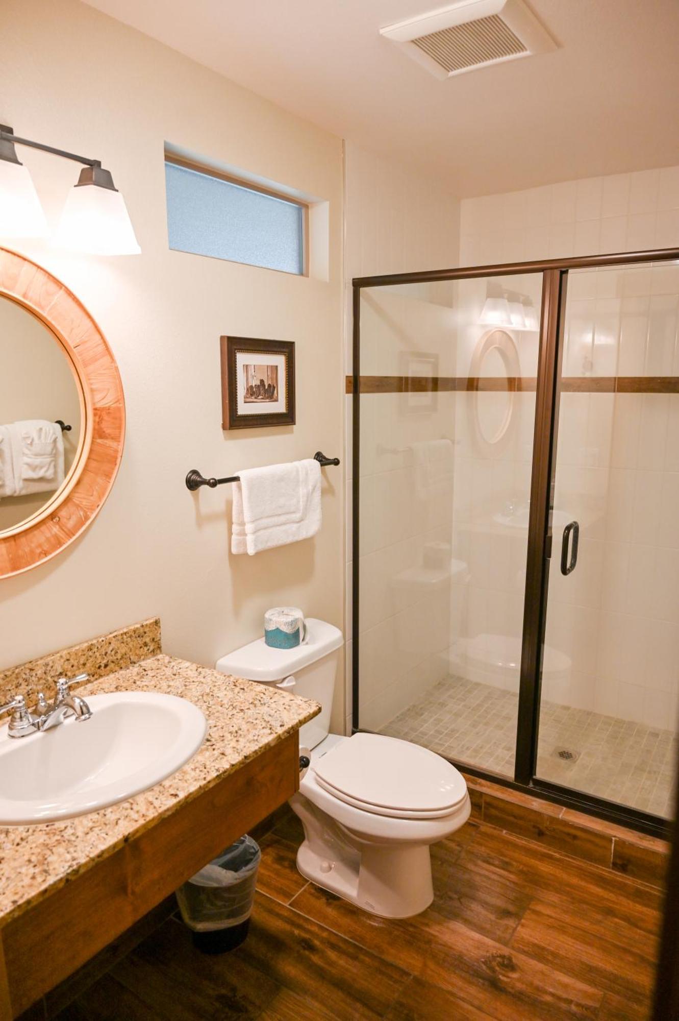 Guest House Single King Bed