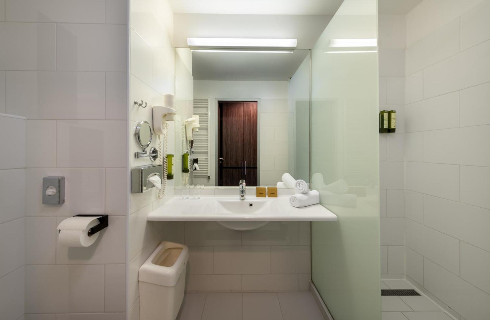 Standard Doppelzimmer mit Balkon