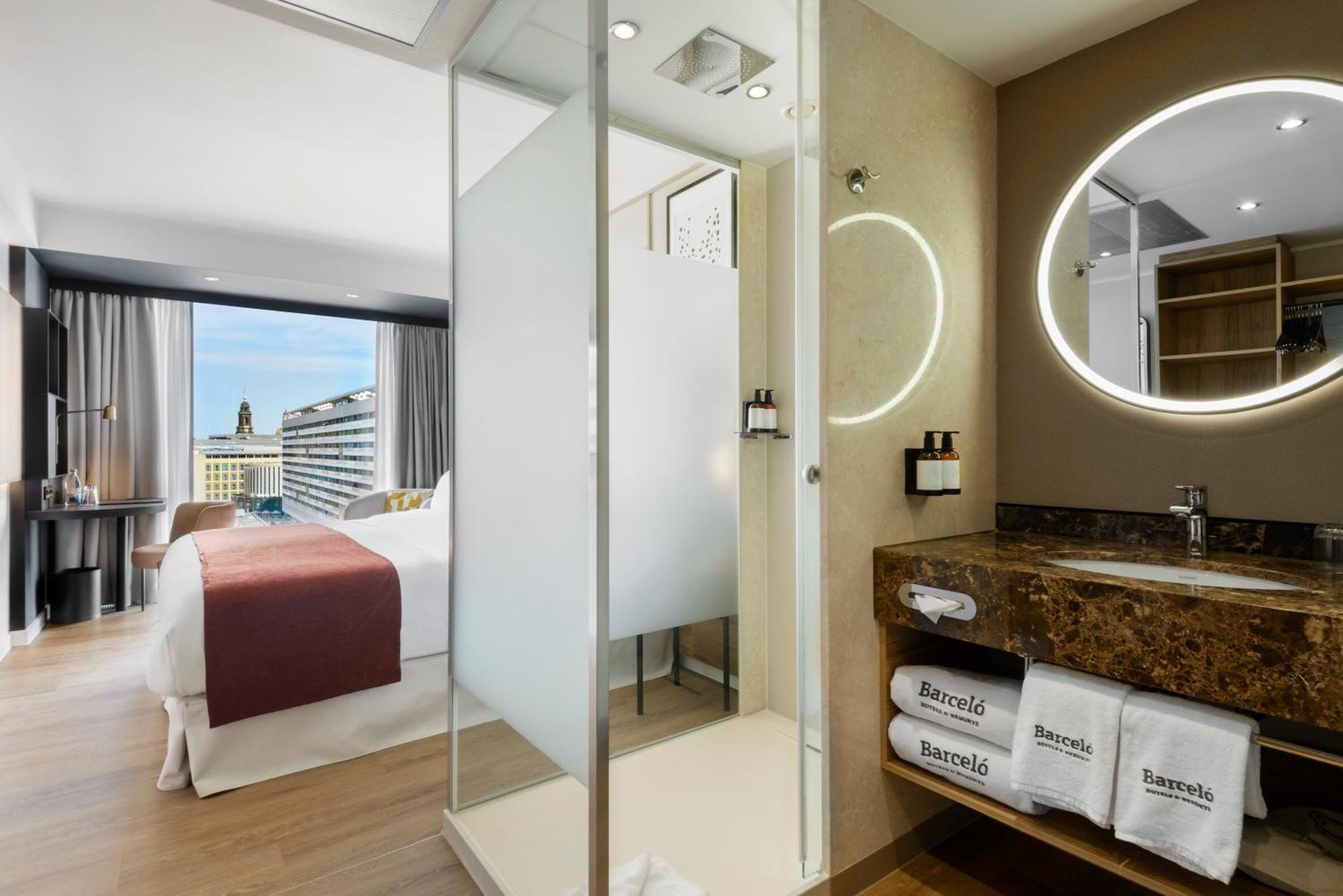 Deluxe Double Room Old Town View