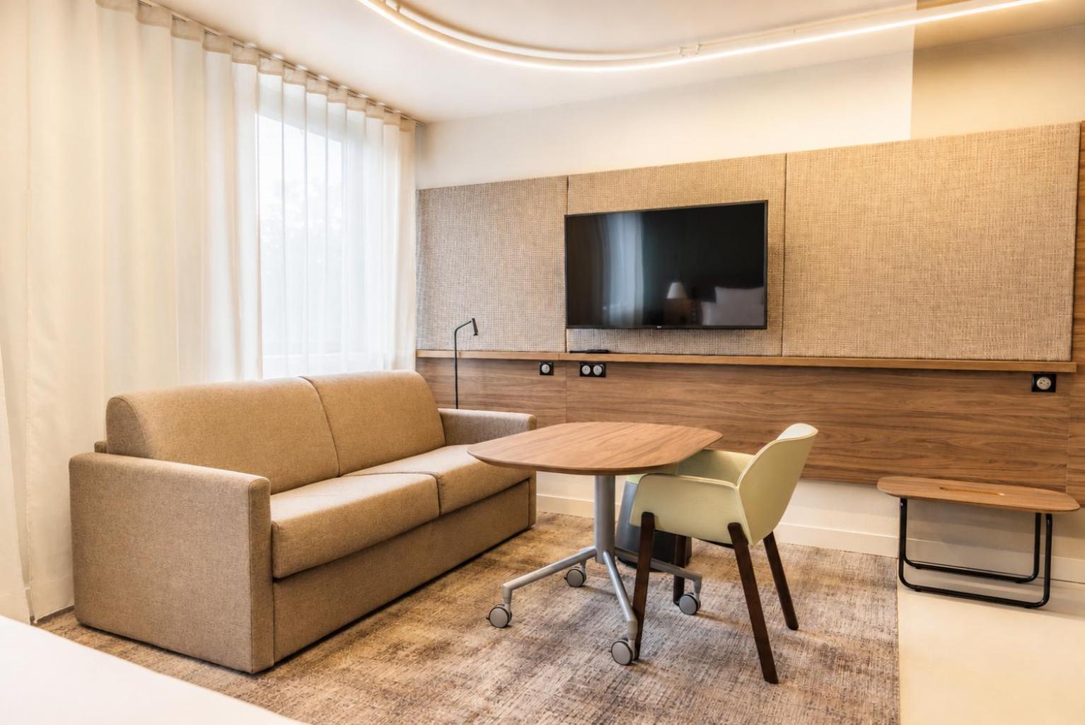 Premium Superior Room with One Double Bed