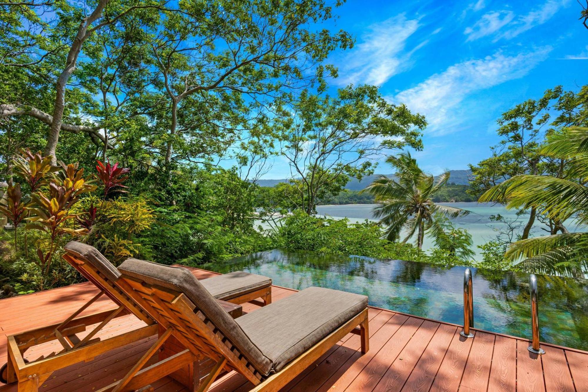 One-Bedroom Superior Pool Villa King Bed Ocean View