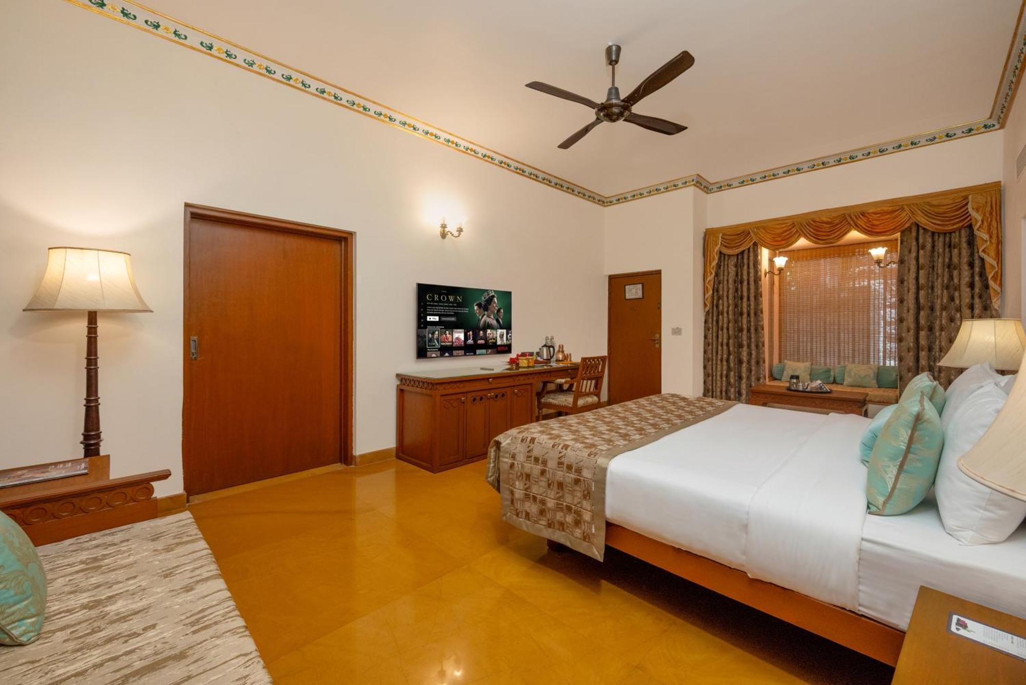 Varsha Suite Premium Rain Shower Room