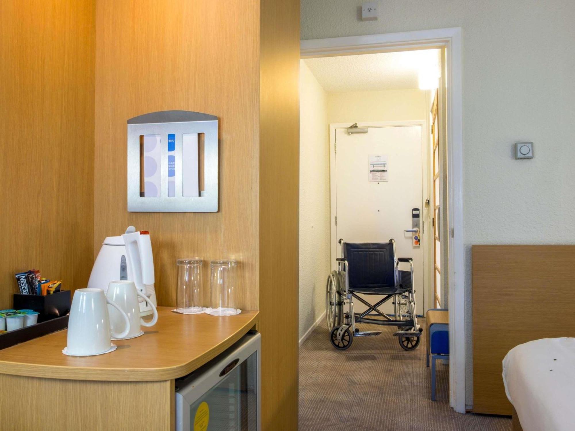 Standard Double Room Mobility Accessible,1770441583:JPEG