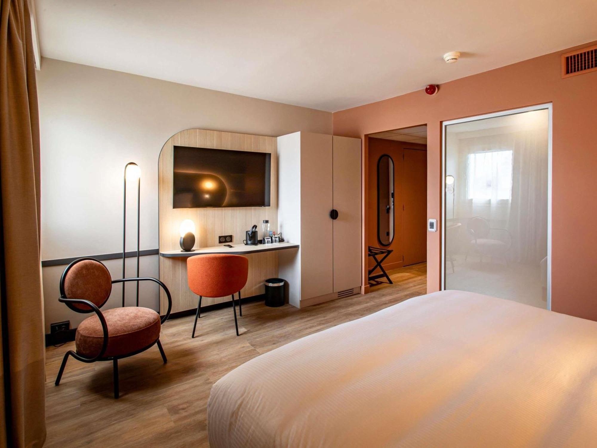 Standard King Room