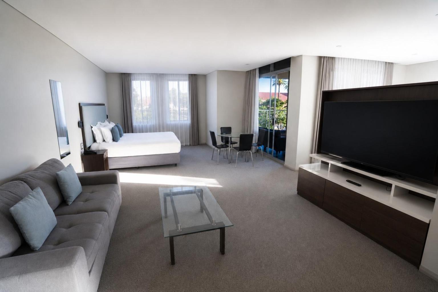 Family King Suite