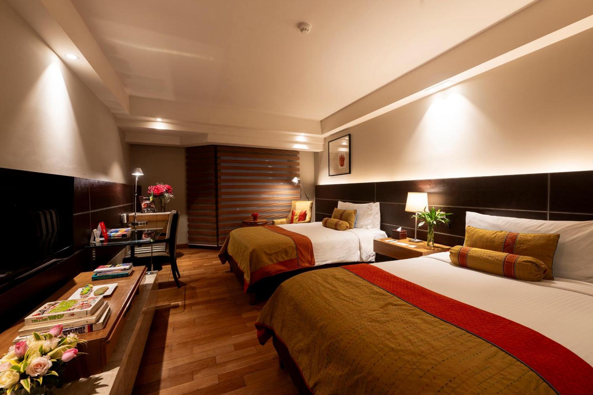 Executive Club King Room on Food & soft beverages Laundry & Spa
