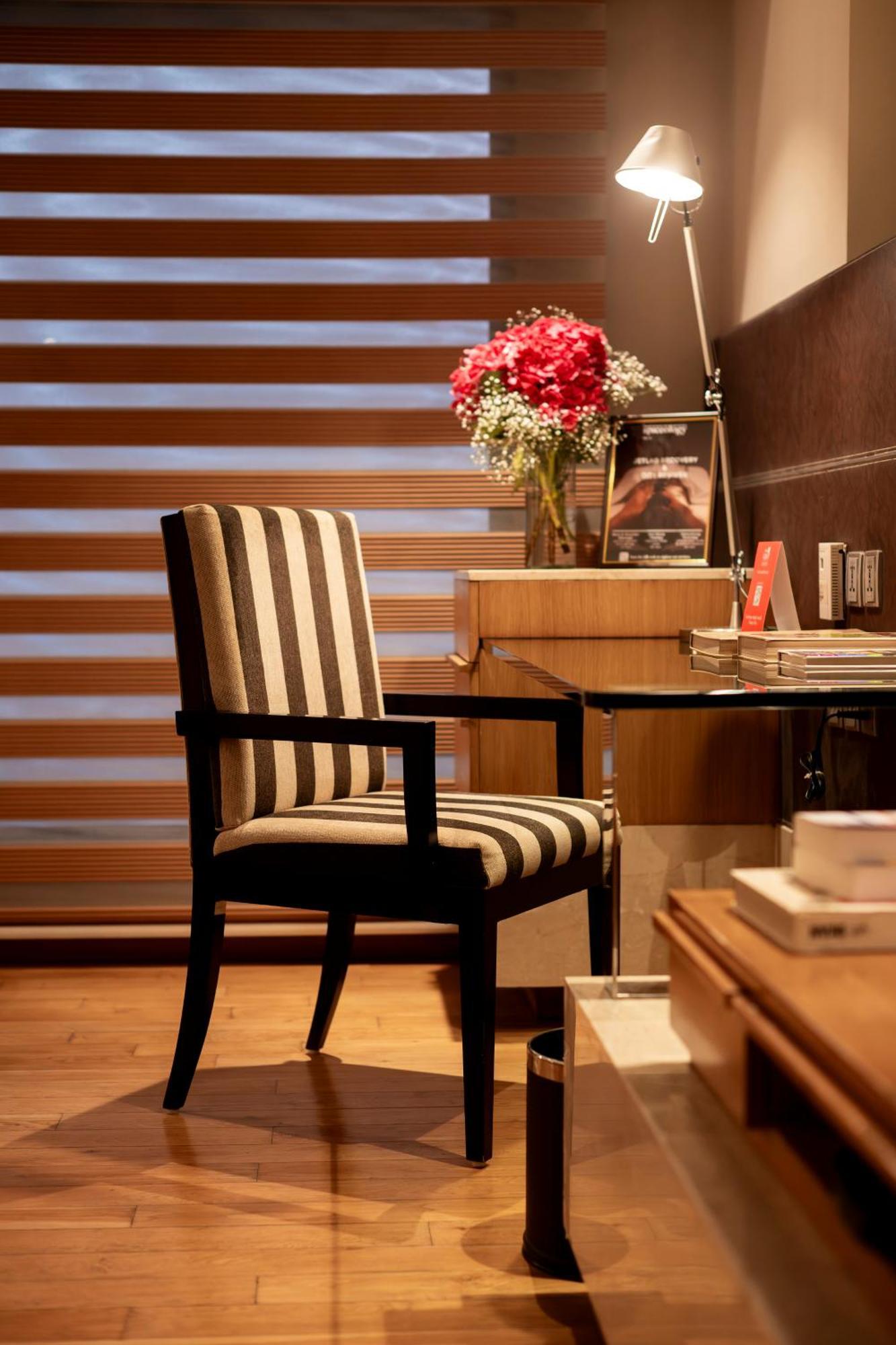 Deluxe Twin Room on Food & soft beverages Laundry & Spa
